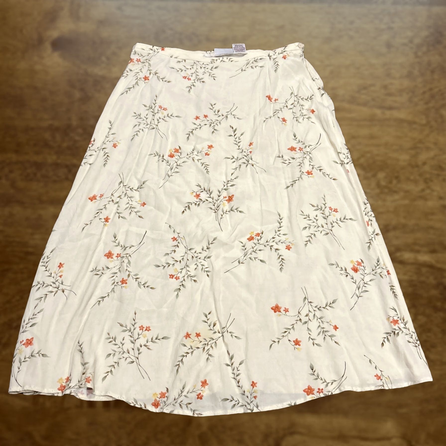 Worthington Worthington Women’s Skirt A-Line Long Plus 18 Floral Rayon Multicolor Knit B28 Womens Size 40" / US 18 - 1 Thumbnail