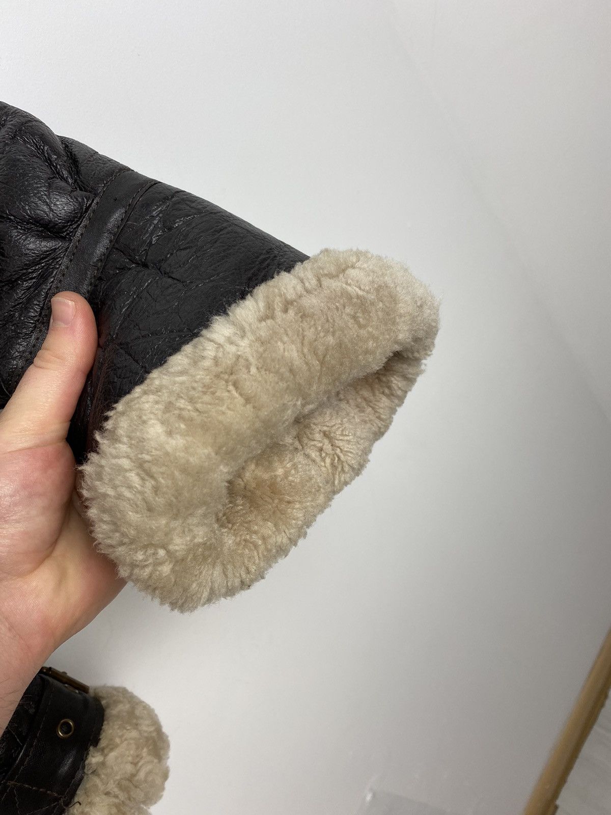 Chevignon Vintage Chevignon Shearling Leather Coat Pilots Avirex Size US M / EU 48-50 / 2 - 4 Thumbnail