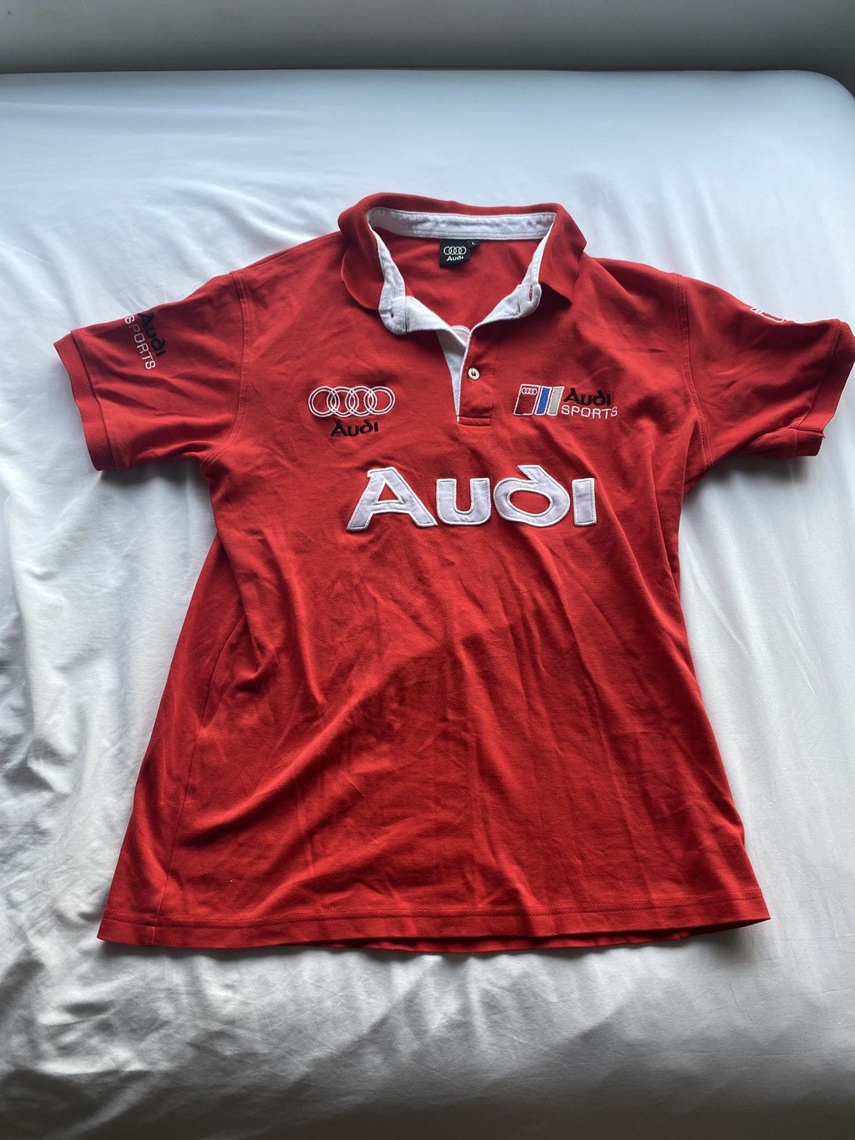 Audi Retro red audi polo Size US L / EU 52-54 / 3 - 1 Thumbnail