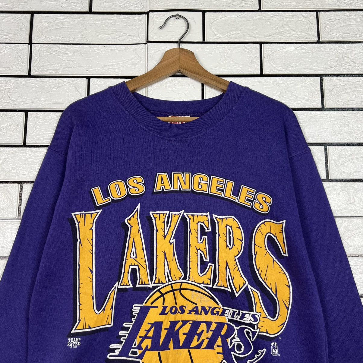 NBA Vintage 90’s NBA Los Angeles Lakers Sweatshirt #4227-C193 Size US M / EU 48-50 / 2 - 2 Thumbnail