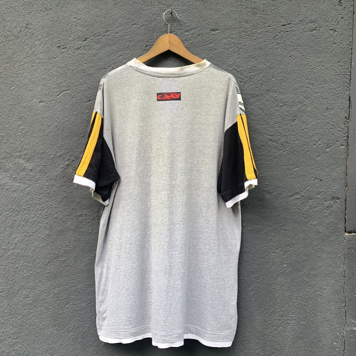 Other Thrashed vintage give me face streetwear tee Size US XL / EU 56 / 4 - 3 Thumbnail