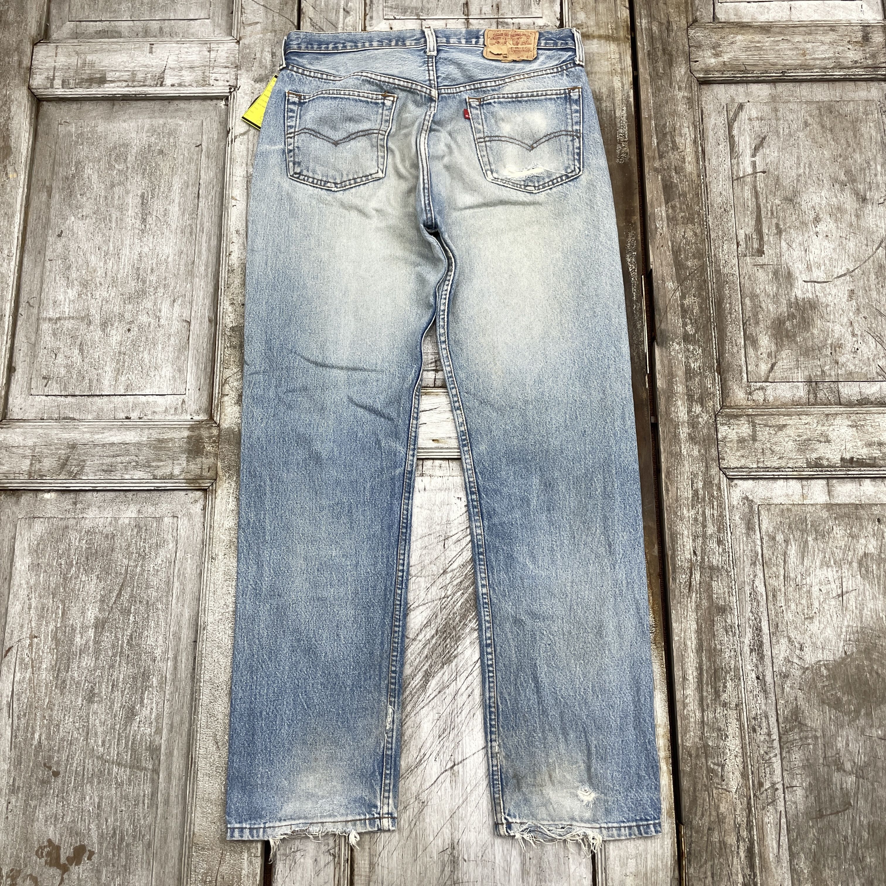 Japanese Brand × Levi's × Vintage Vintage Levi's 501 Distressed Light Wash Jeans -wc293 Size US 33 - 2 Thumbnail