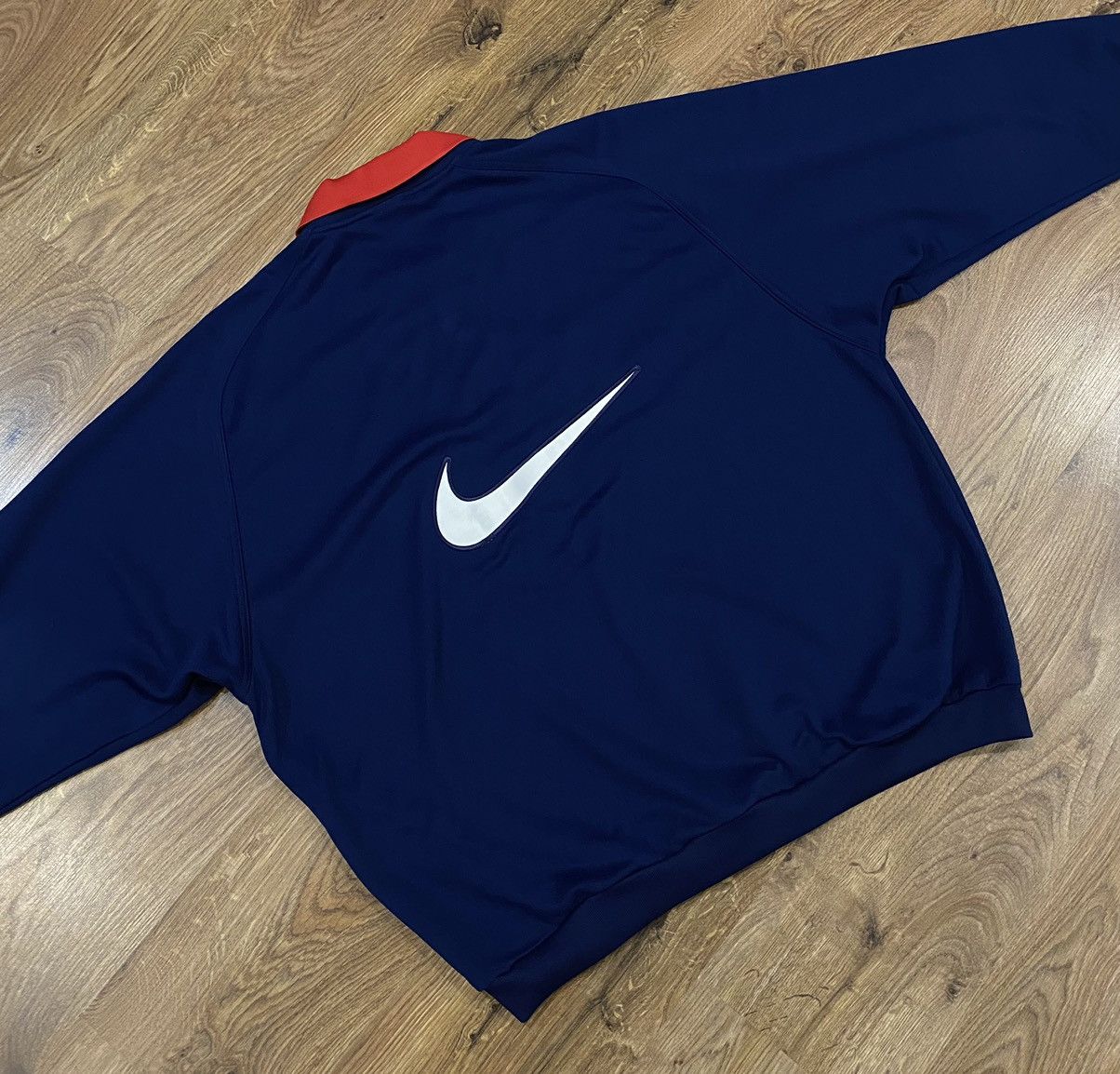 Nike Nike Big Logo Sweatshirt x Vintage x Streetwear Size US XL / EU 56 / 4 - 1 Thumbnail