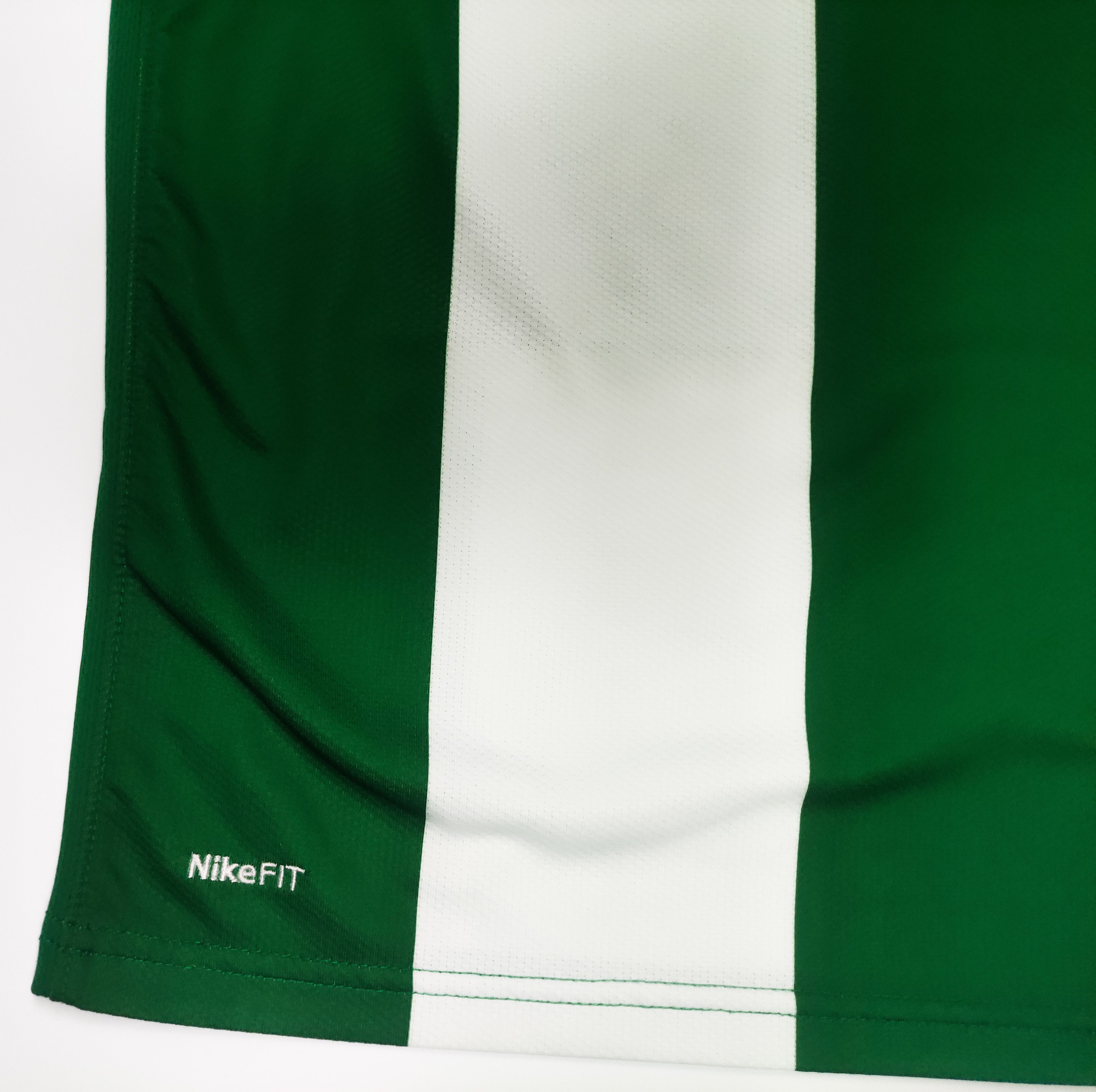 Nike Ferencváros 2009 2010 Nike Home Shirt Hungary Budapest Size US S / EU 44-46 / 1 - 10 Thumbnail