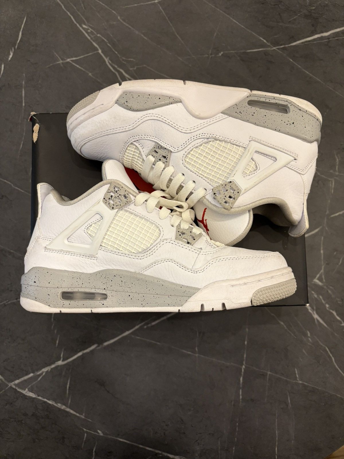 Jordan Brand Jordan 4 “White Oreo” 6.5Y Size US 6.5 / IT 36.5 - 3 Thumbnail