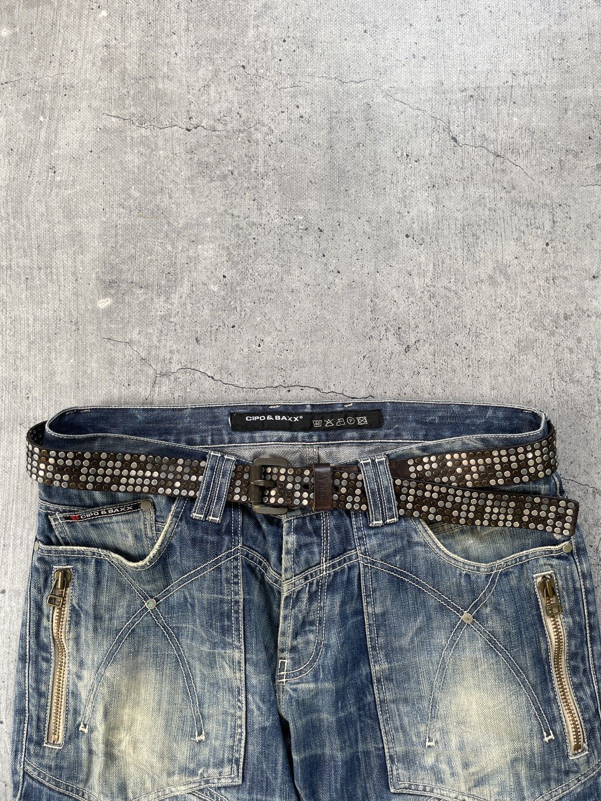 Vintage Leather Y2K Belt Avant Garde Metal Rivets