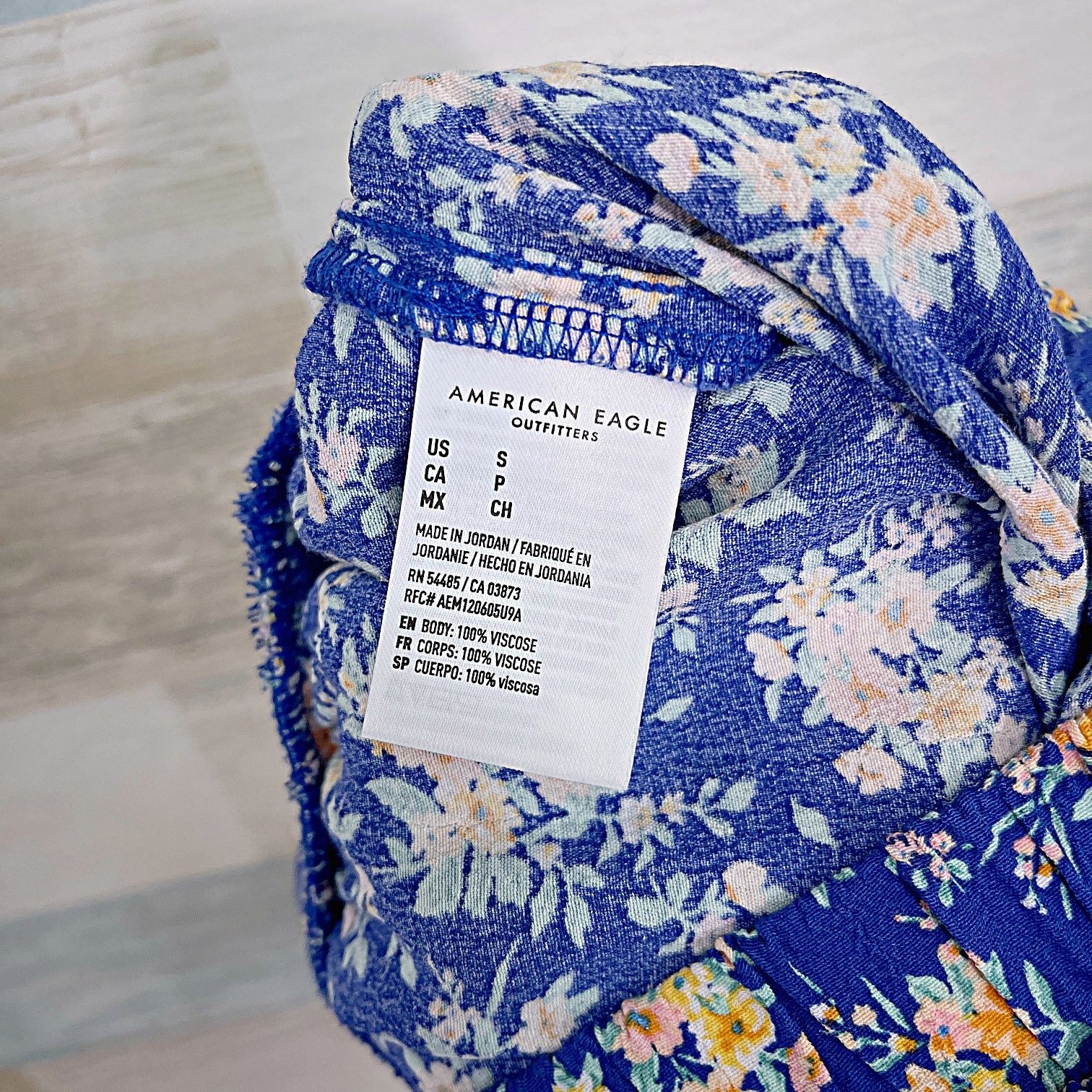 American Eagle Outfitters American Eagle Floral Pull On Shorts Blue Womens Small Size 27" / US 4 / IT 40 - 4 Thumbnail