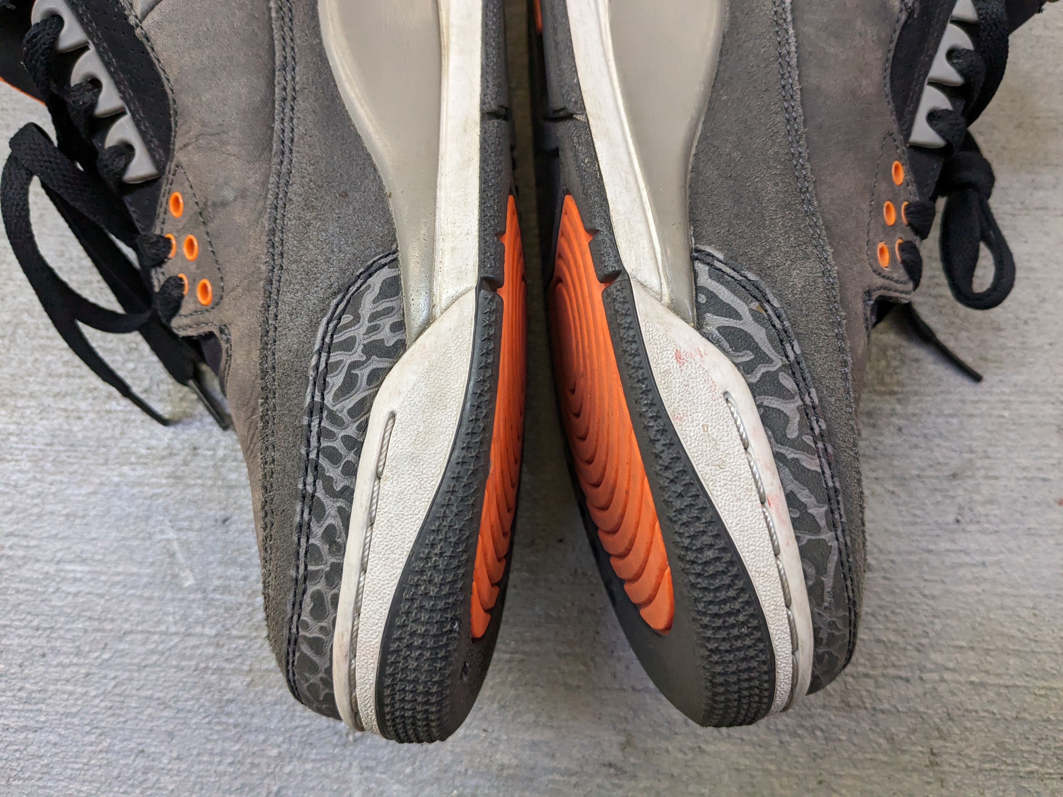 Jordan Brand Nike Air Jordan 3 Retro 2023 Mid Fear Pack 10 CT8532-080 Size US 10 / EU 43 - 11 Thumbnail