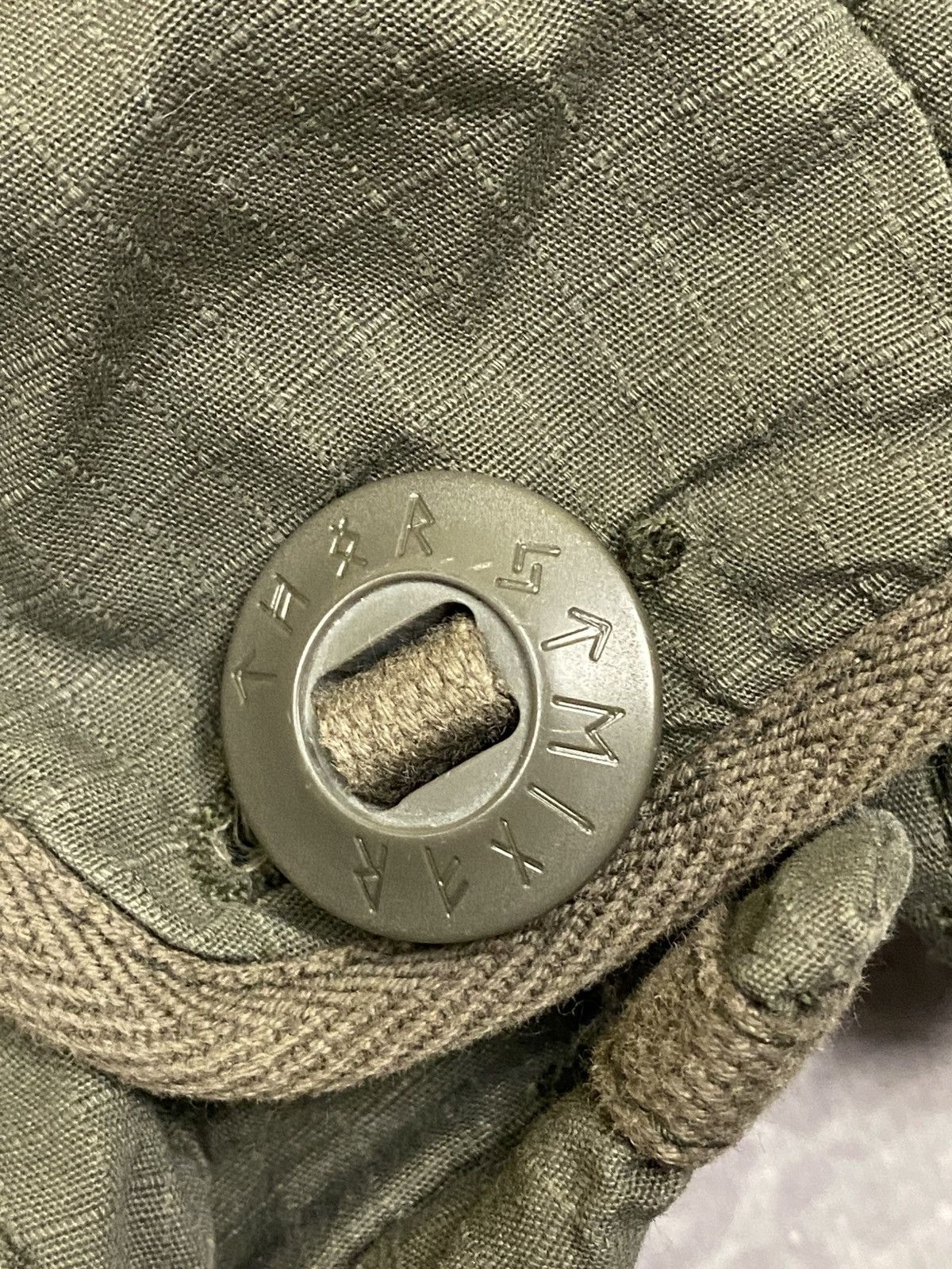Other Thor Steinar Multipocket Khaki Military Style Parka Size: L Size US L / EU 52-54 / 3 - 8 Thumbnail