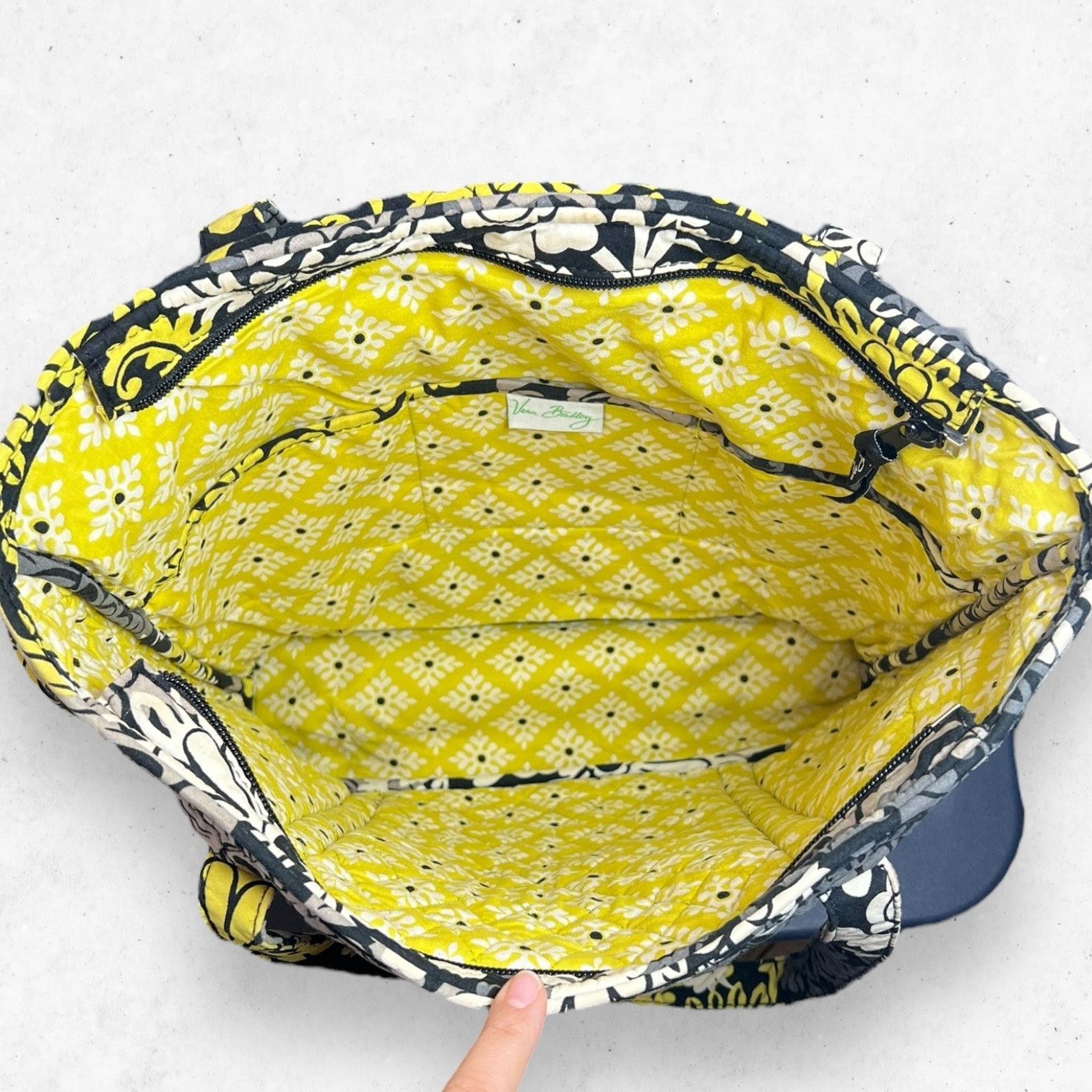 Vera Bradley Vera Bradley Retired Pattern Baroque Tote Bag & Small Wallet Size ONE SIZE - 10 Thumbnail