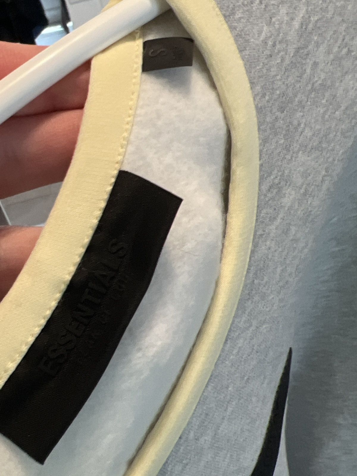 Essentials Fear of God Essentials crewneck Size US S / EU 44-46 / 1 - 3 Thumbnail