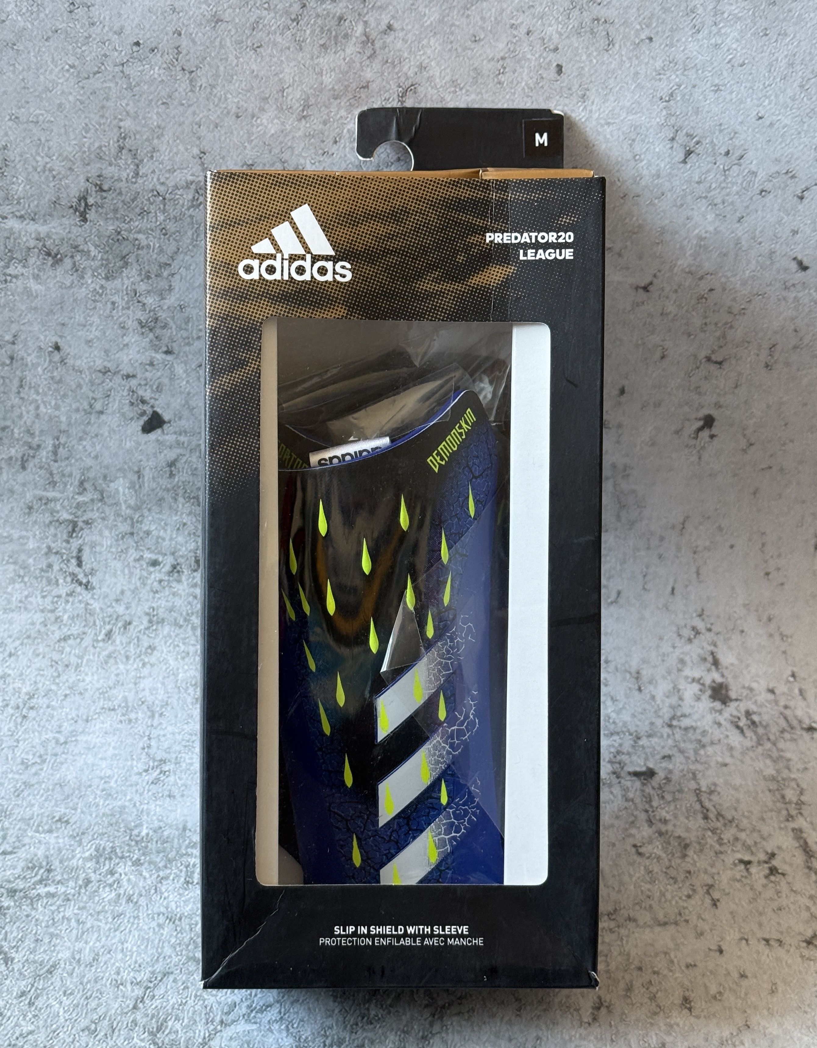 Adidas Adidas Predator 20 League SHIN PADS GK3540 M FOOTBALL SOCCER Size ONE SIZE - 2 Thumbnail