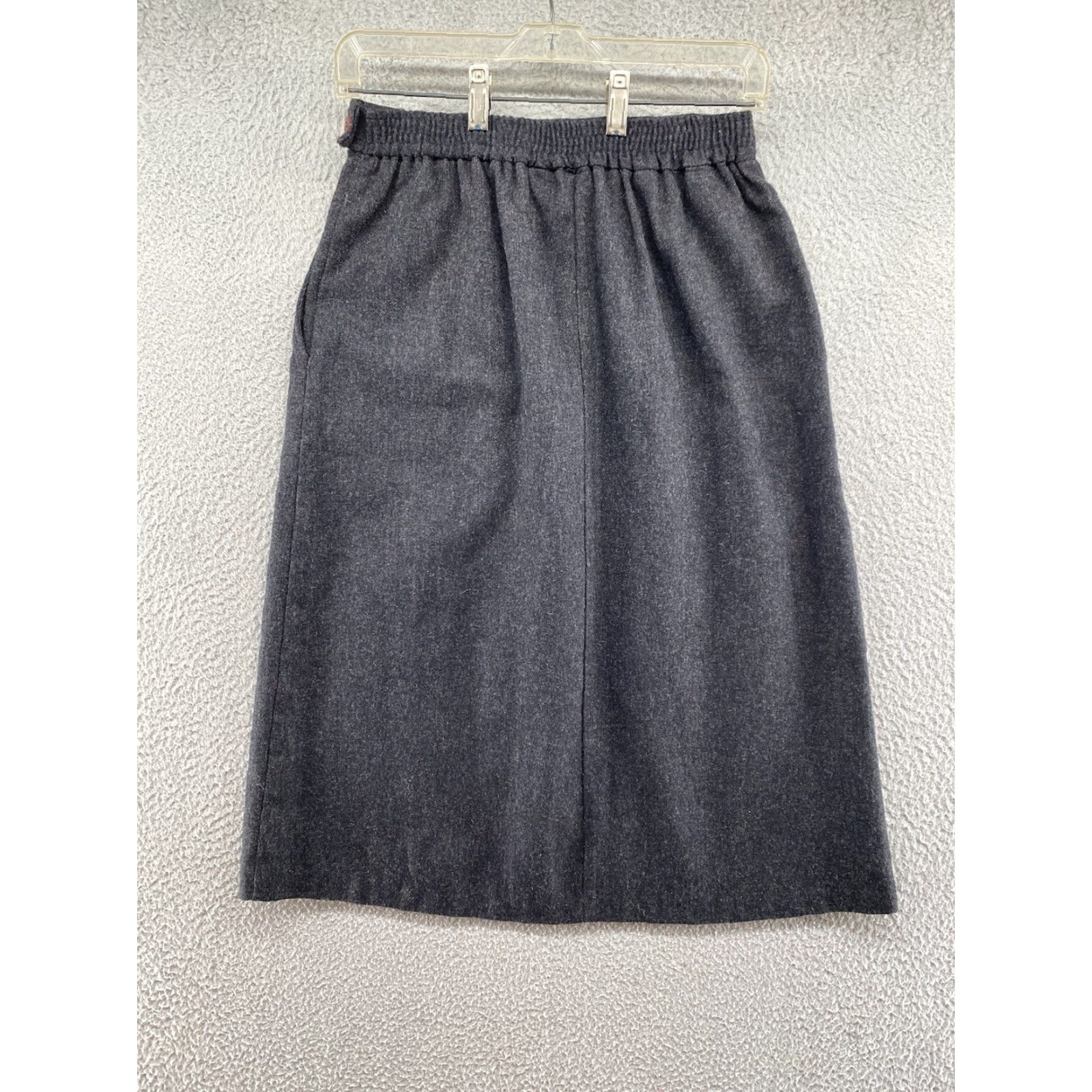 Vintage VTG Requirements Petite Gray Pleated USA Made Wool Blend Skirt Size 9/10 10P Midi Women Wool Gray USA Made Pleated Skirt in Size 9/10 VTG Size 32" / US 10 / IT 46 - 6 Thumbnail