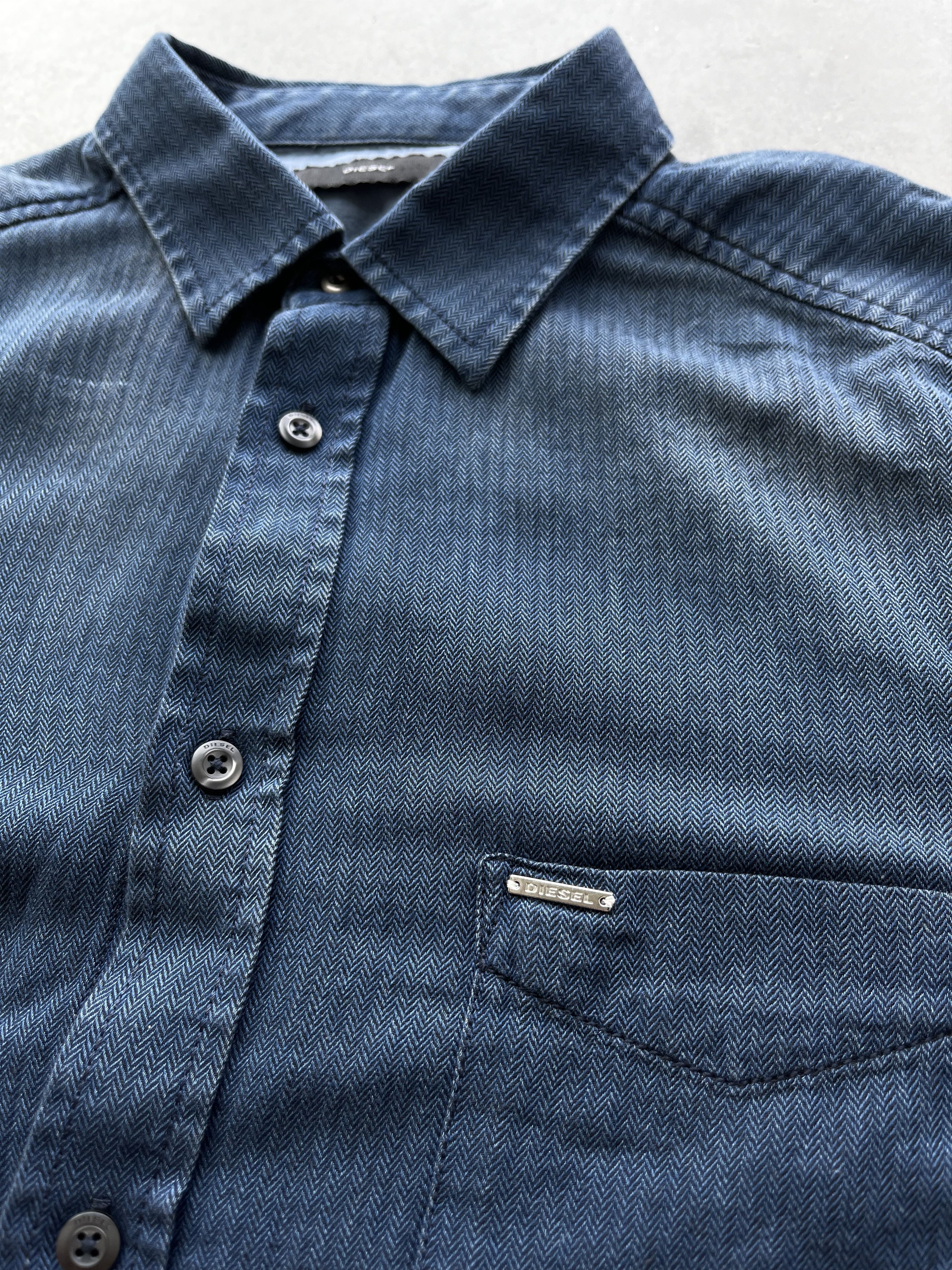Diesel × Diesel Black Gold Vintage Diesel dark blue button up Size US M / EU 48-50 / 2 - 4 Thumbnail