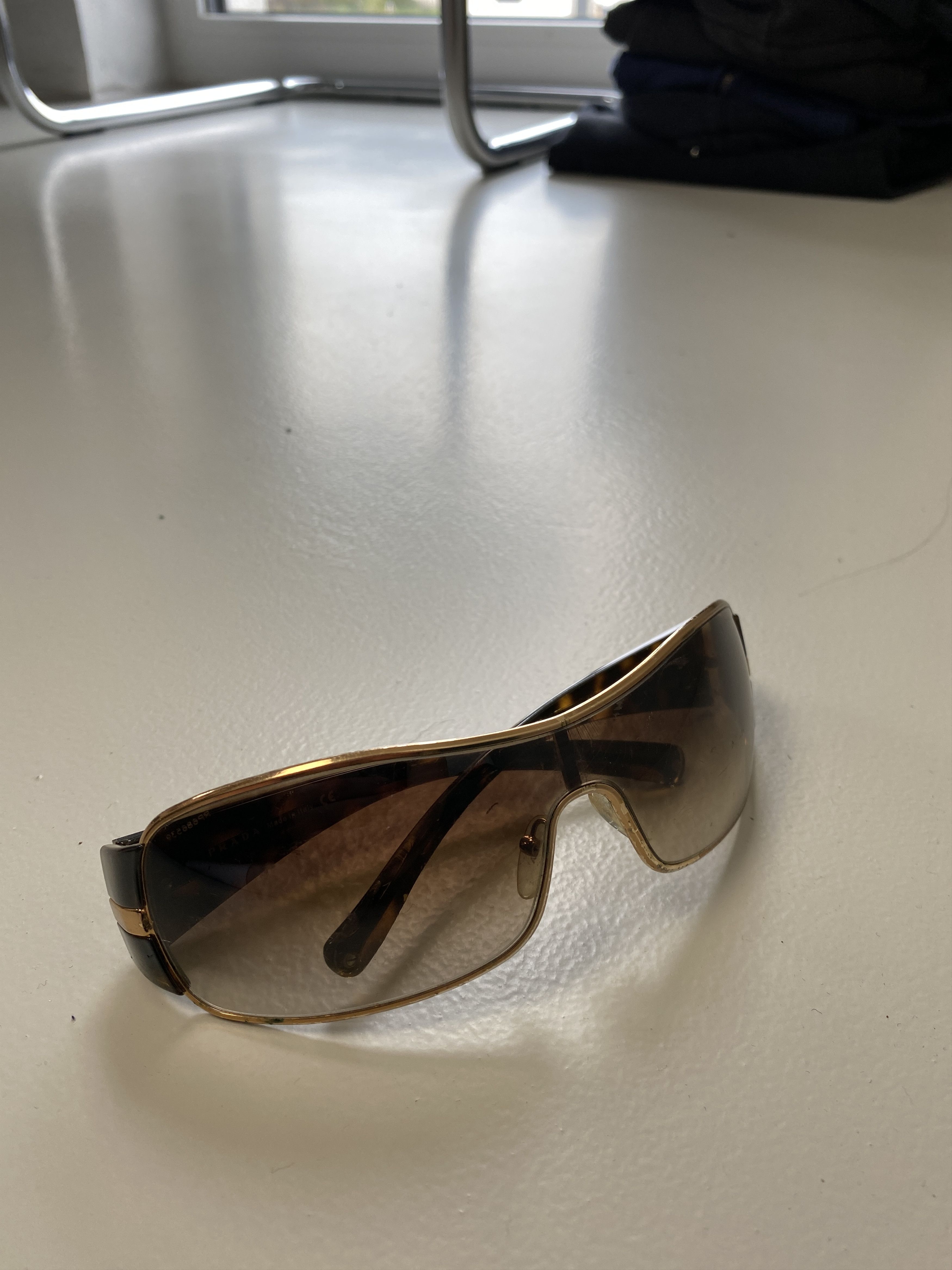 Prada Prada vintage leopard sunglasses SPR611 70E-6S1 Size ONE SIZE - 1 Thumbnail