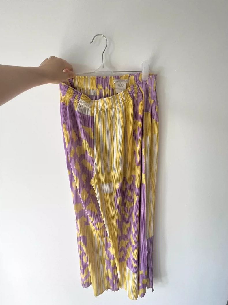 Issey Miyake Issey Miyake Flowered pleated pants Size 26" / US 2 / IT 38 - 1 Thumbnail