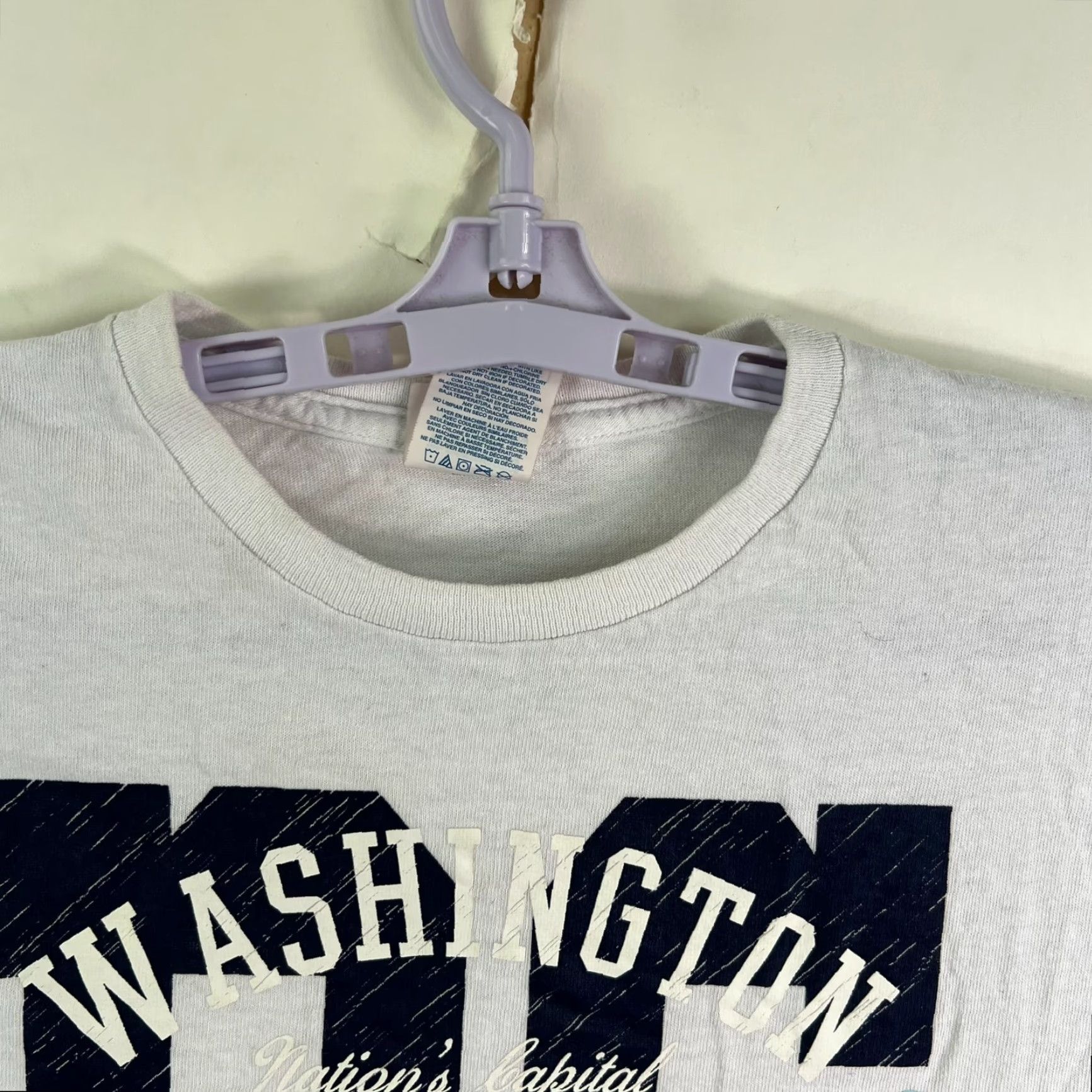 Delta VINTAGE Washington DC Destination T-Shirt Mens Regular White Delta Pro Weight Graphic Print 90s City USA Shade White House Capitol National Mall Size US L / EU 52-54 / 3 - 3 Thumbnail