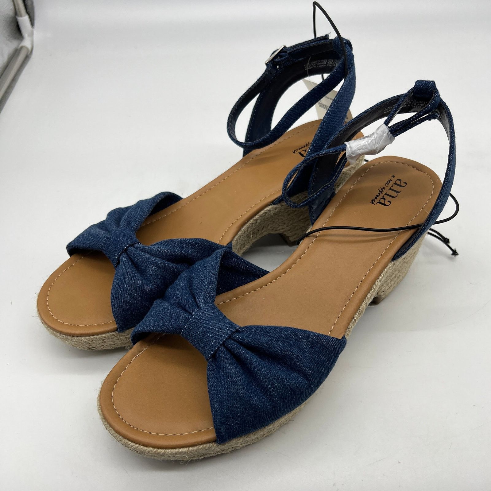 Other a.n.a Womens Dukes Heeled Sandals Denim Blue Size 11M Size US 11 / IT 41 - 9 Thumbnail