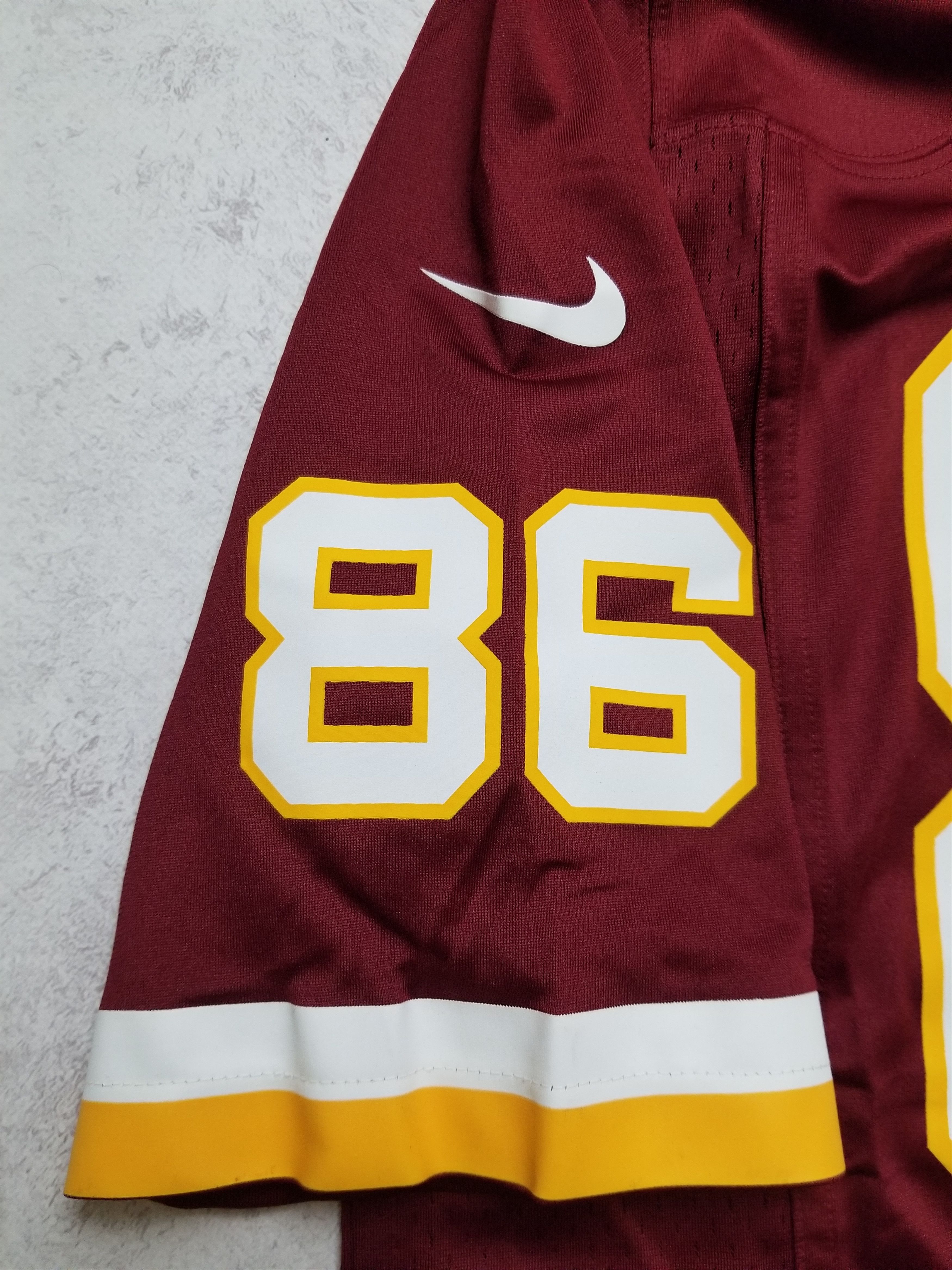 Nike Nike Washington Redskins Reed #86 Burgundy NFL Jersey Size US M / EU 48-50 / 2 - 5 Thumbnail