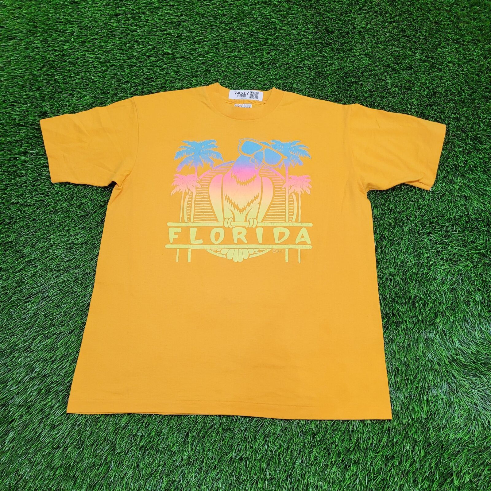 Hanes Vintage 80s Florida Parrot Shirt M/L 21x26 Yellow Size US L / EU 52-54 / 3 - 1 Thumbnail