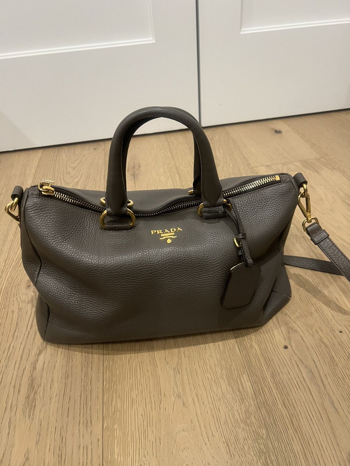 Prada Authentic Prada Vitello Daino Leather Satchel – Dark Grey Size ONE SIZE - 1 Thumbnail
