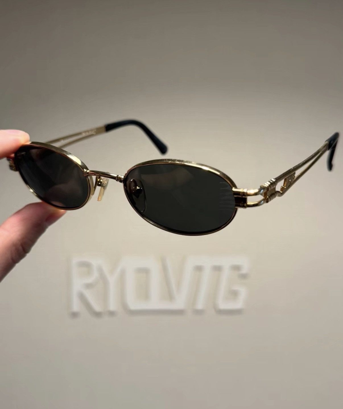 Jean Paul Gaultier Jean Paul Gaultier Wire Temple Oval Sunglasses K24 Size ONE SIZE - 1 Thumbnail