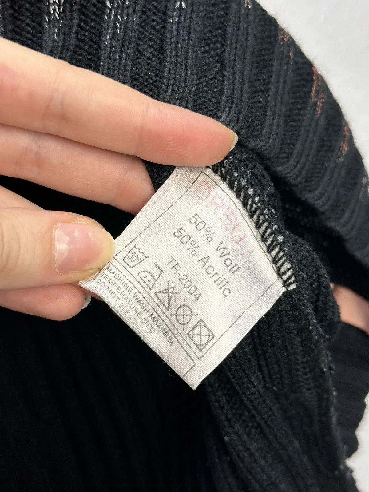 If Six Was Nine Y2k Gothic Avatngarde Sweater Distressed Margiela Japanese Size US M / EU 48-50 / 2 - 10 Thumbnail