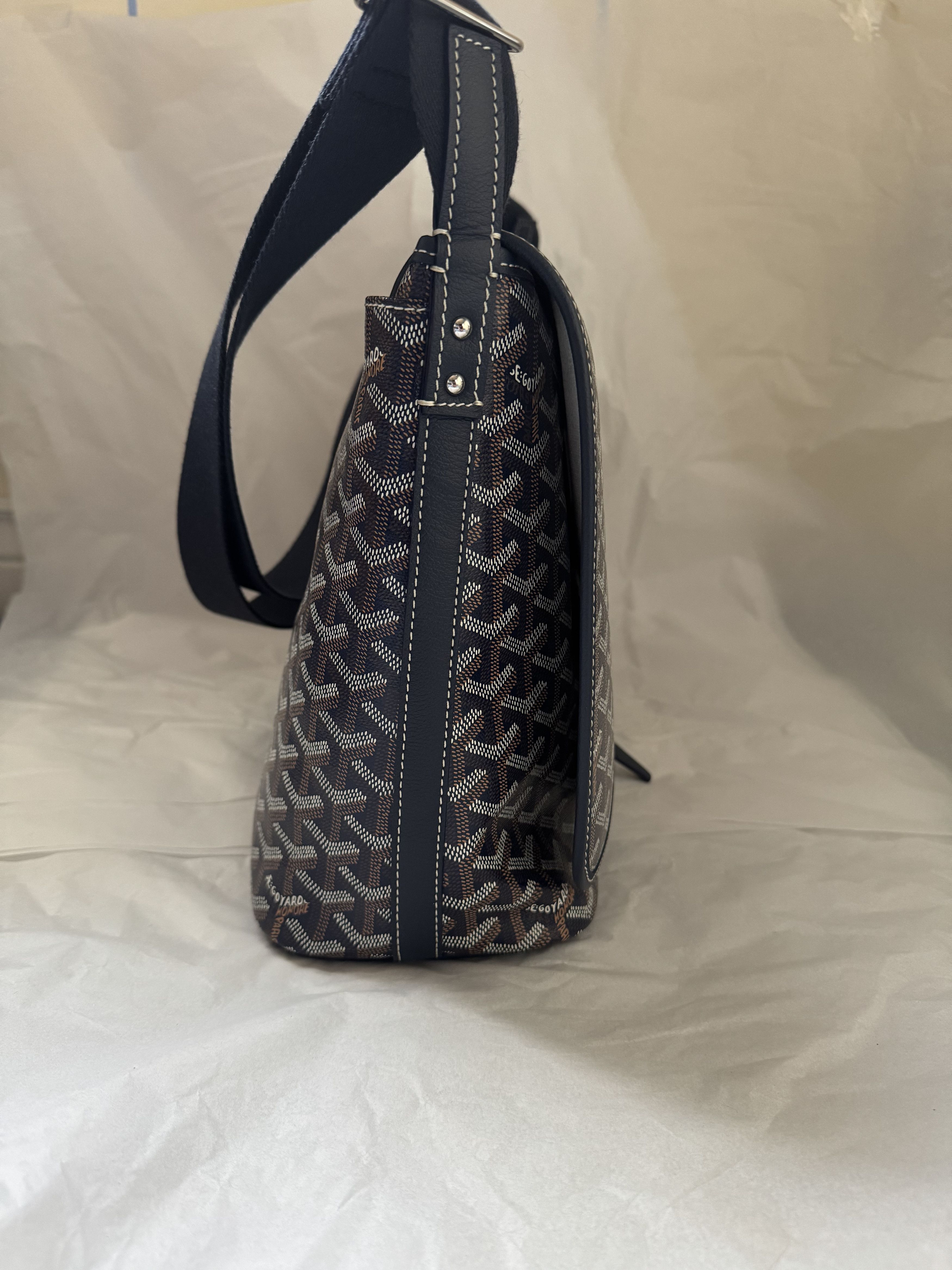 Goyard Capetien MM Messenger Bag Size ONE SIZE - 16 Thumbnail