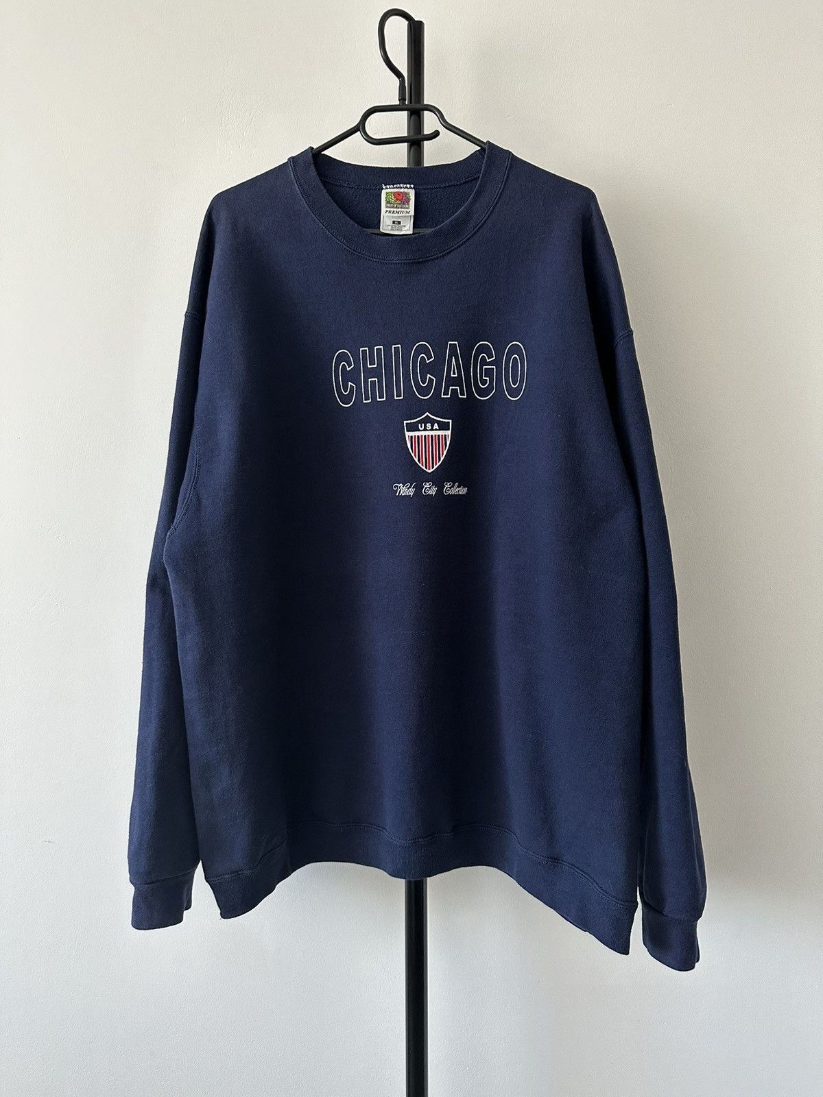 Fruit Of The Loom 90’s Chicago fruit of the loom crew neck navy sweatshirt Size US XL / EU 56 / 4 - 5 Thumbnail