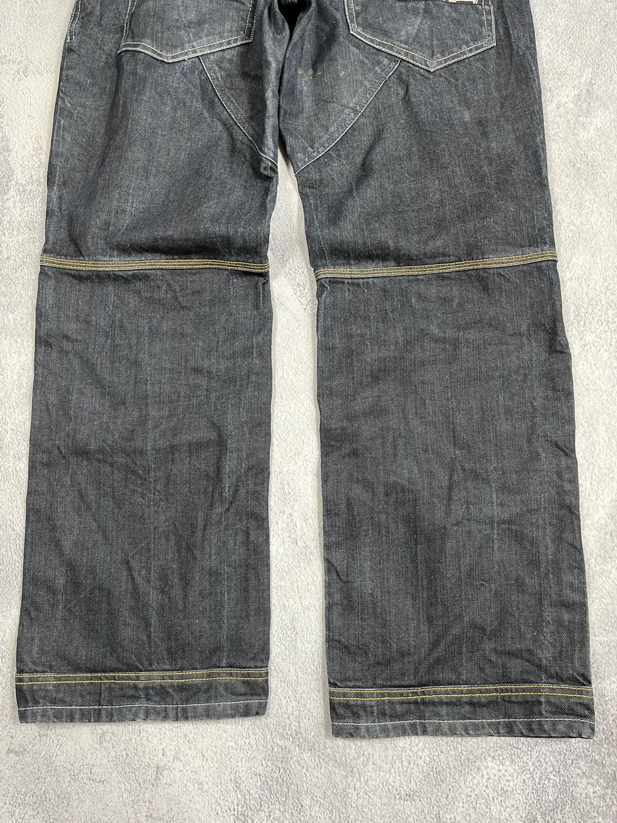 Japanese Brand × Vintage Vintage Y2K Japanese double knee jeans denim style size 32 Size US 32 / EU 48 - 6 Thumbnail
