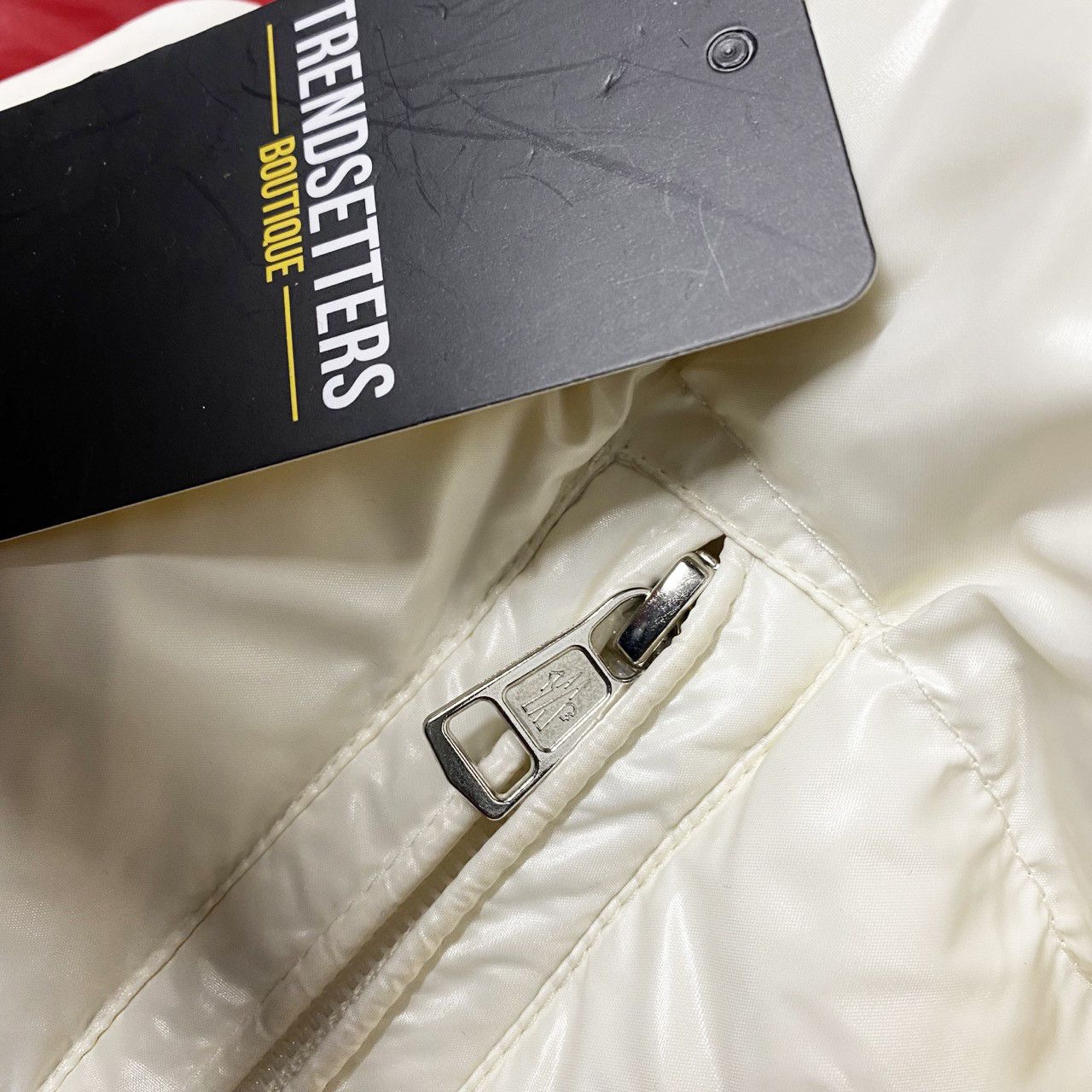 Moncler × Valentino Moncler X Valentino mens puffer jacket size 1 Small 46 maya Size US S / EU 44-46 / 1 - 10 Thumbnail
