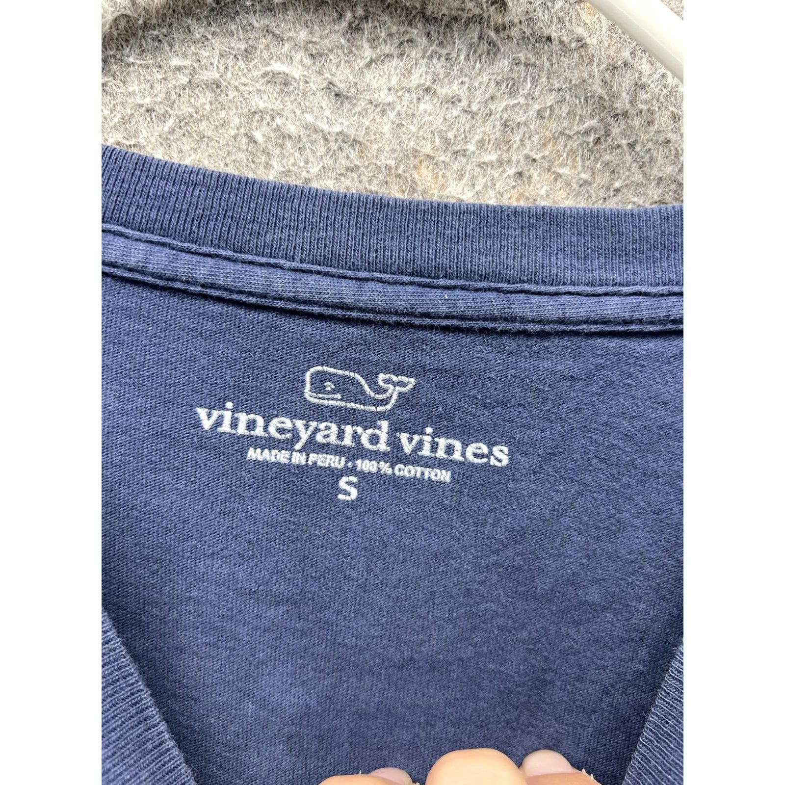 Vineyard Vines VINEYARD VINES Shirt Mens Small Blue Long Sleeve Pocket Whale Logo Tee Tagless Shirt Size US S / EU 44-46 / 1 - 4 Thumbnail