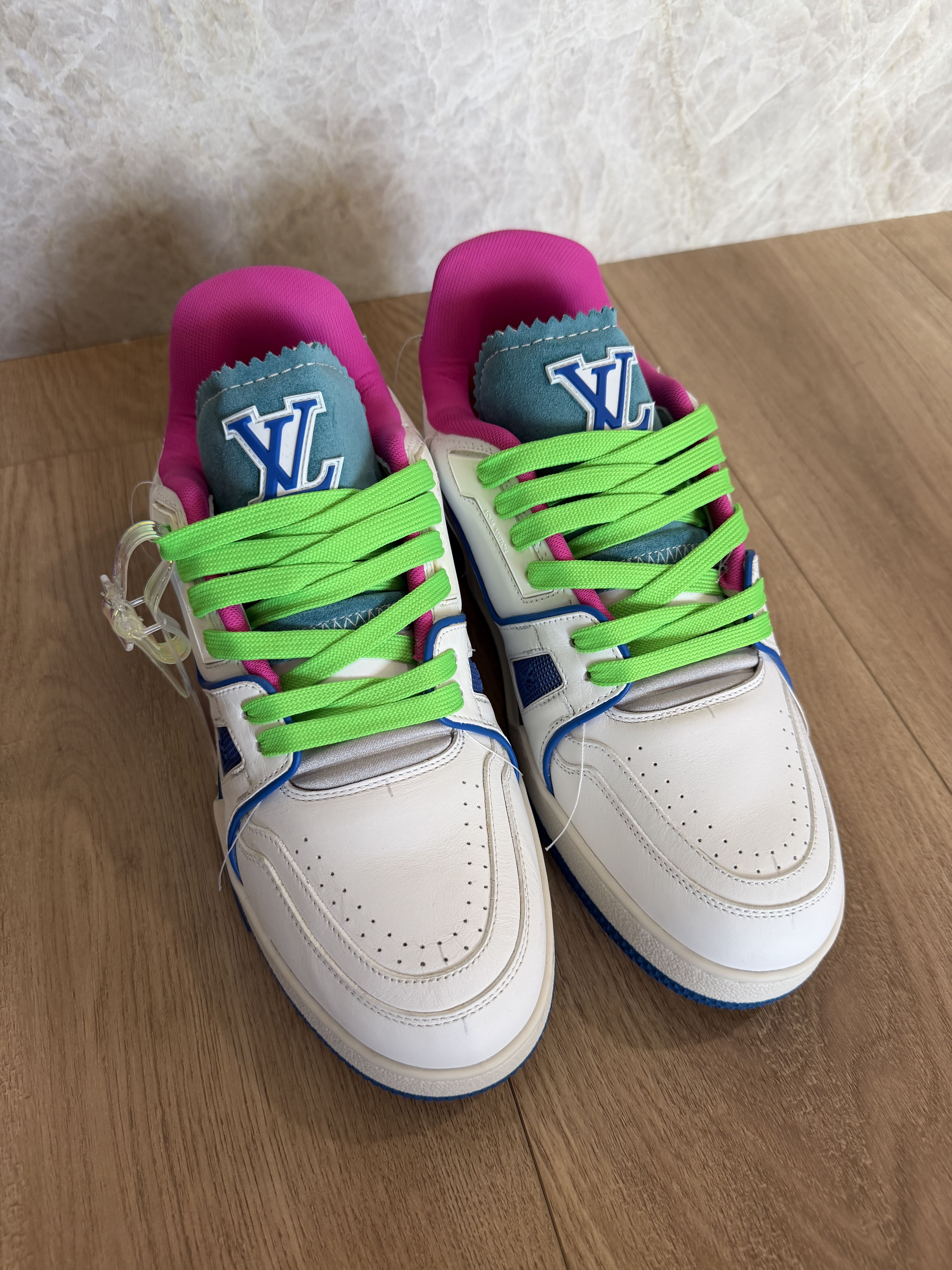 Louis Vuitton LOUIS VUITTON UPCYCLE TRAINER NEON VIRGIL Size US 8 / EU 41 - 4 Thumbnail