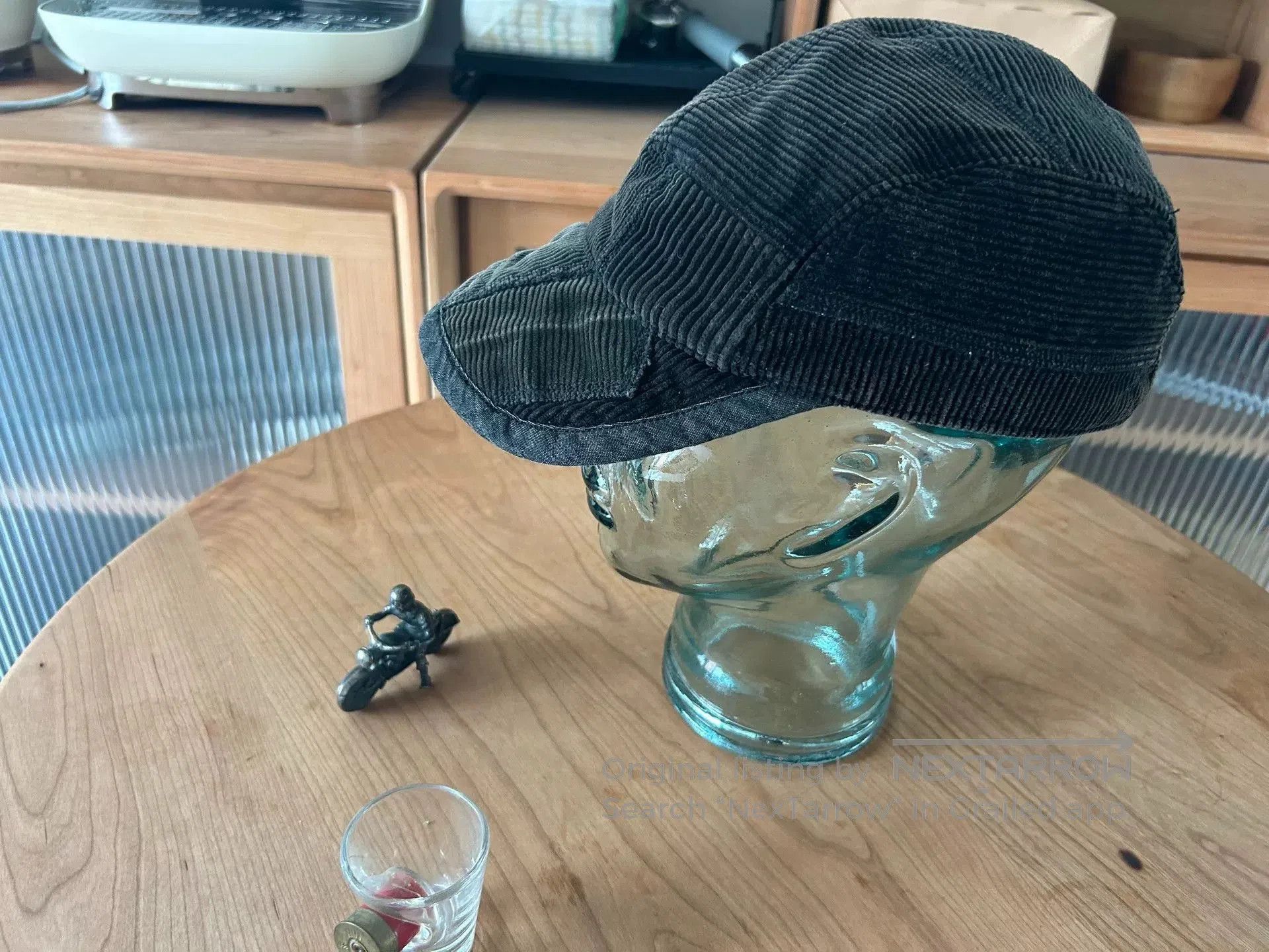 Porter Classic stylish black corduroy cap with unique shape. Size ONE SIZE - 1 Thumbnail