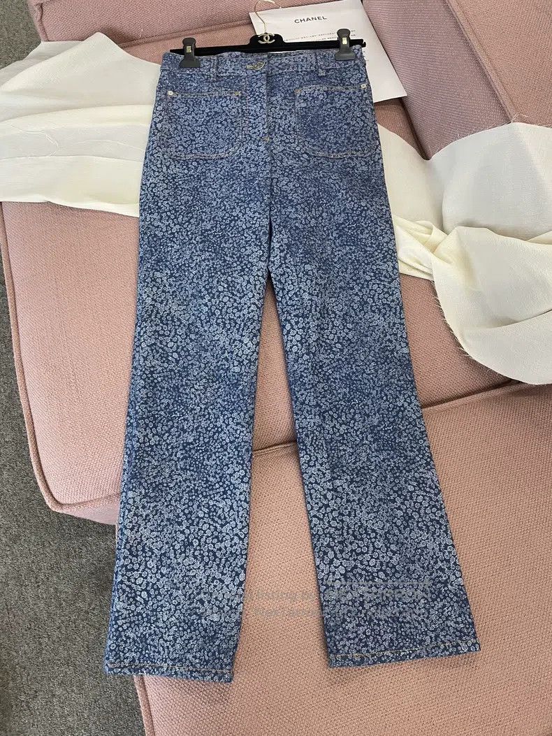 Chanel Chanel 21B blue camelia printed jeans Size 24" / US 00 / IT 34 - 1 Thumbnail