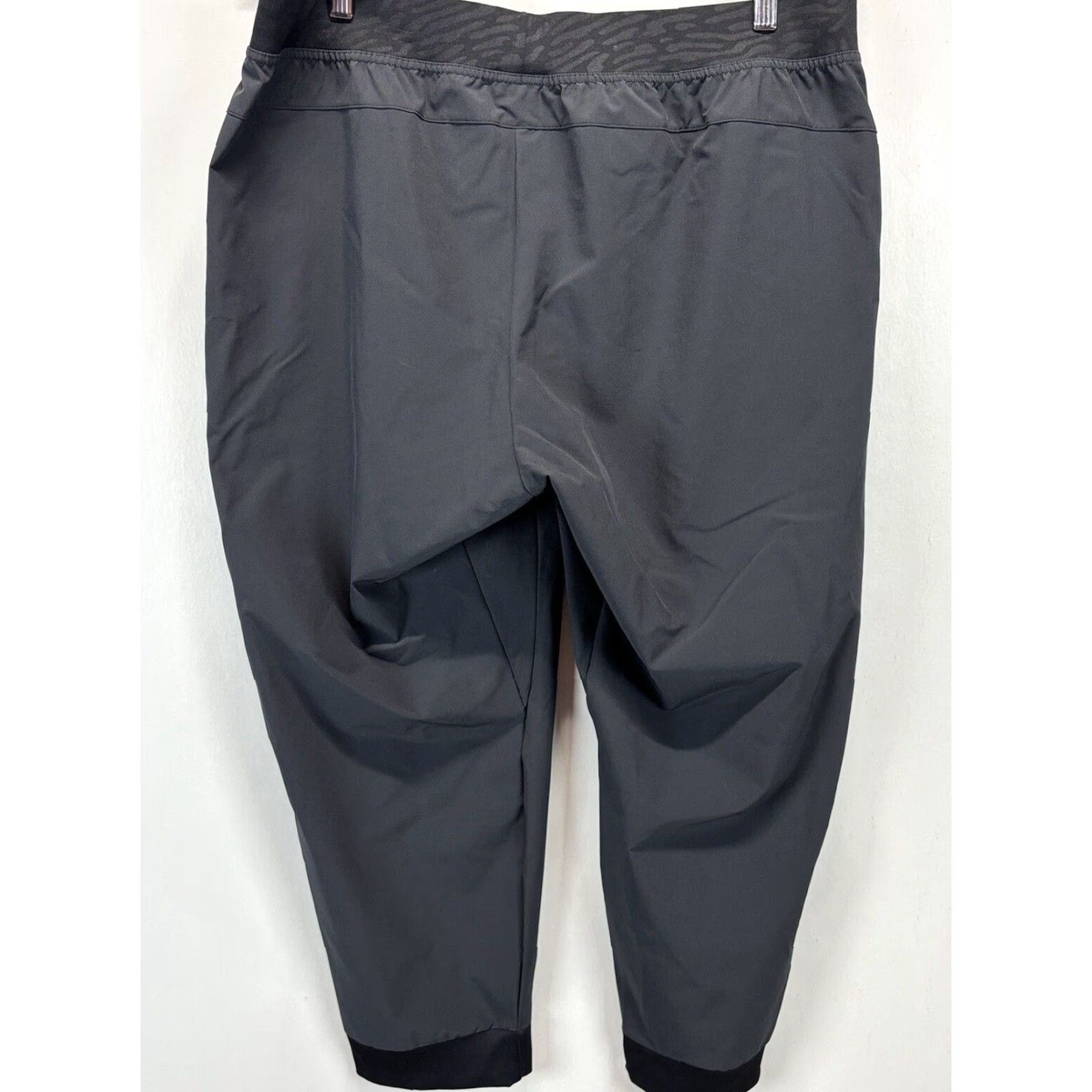Adidas adidas Women’s Athletic Pants Pull On Crop Ankle Black Gray Sz XXL 2XL Regular Polyester Size 40" / US 18 - 3 Thumbnail