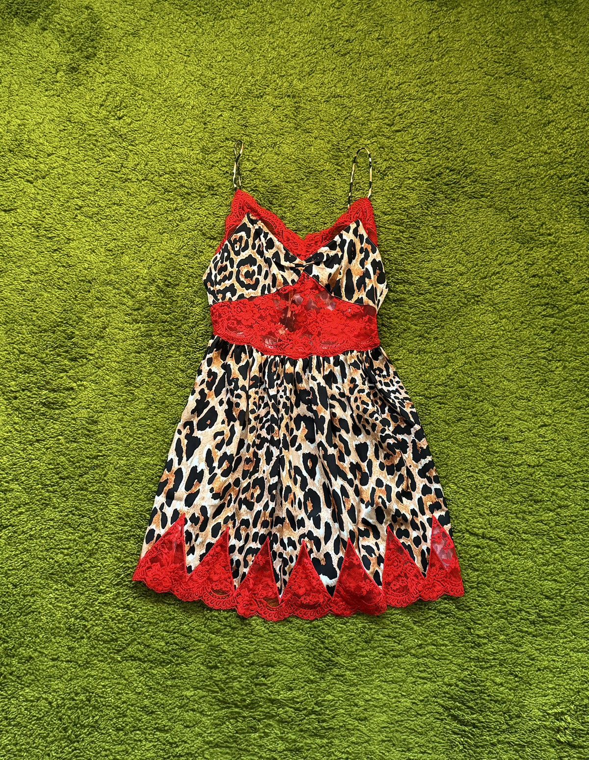 Designer × Paco Rabanne Paco Rabanne x H&M leopard pattern NWT dress Size XXS / US 00 / IT 34 - 14 Thumbnail