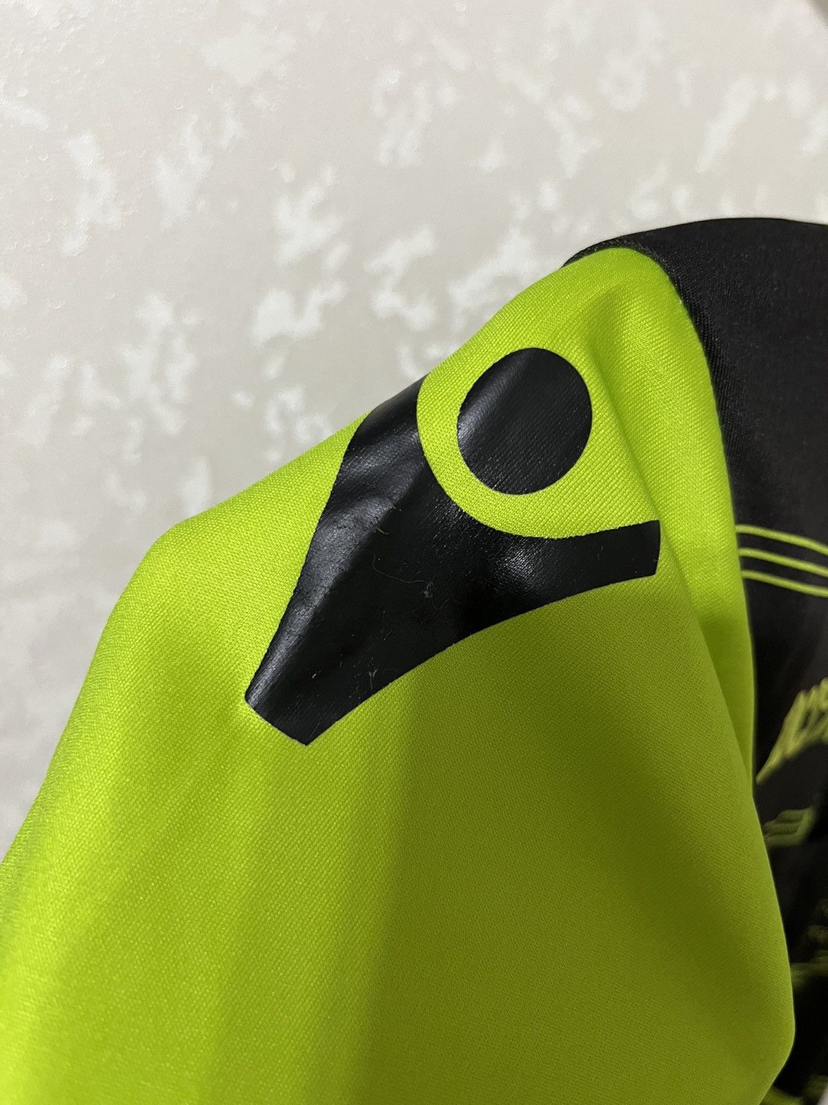 Other Macron Sporting FC 17/18 Away Jersey Size US M / EU 48-50 / 2 - 4 Thumbnail