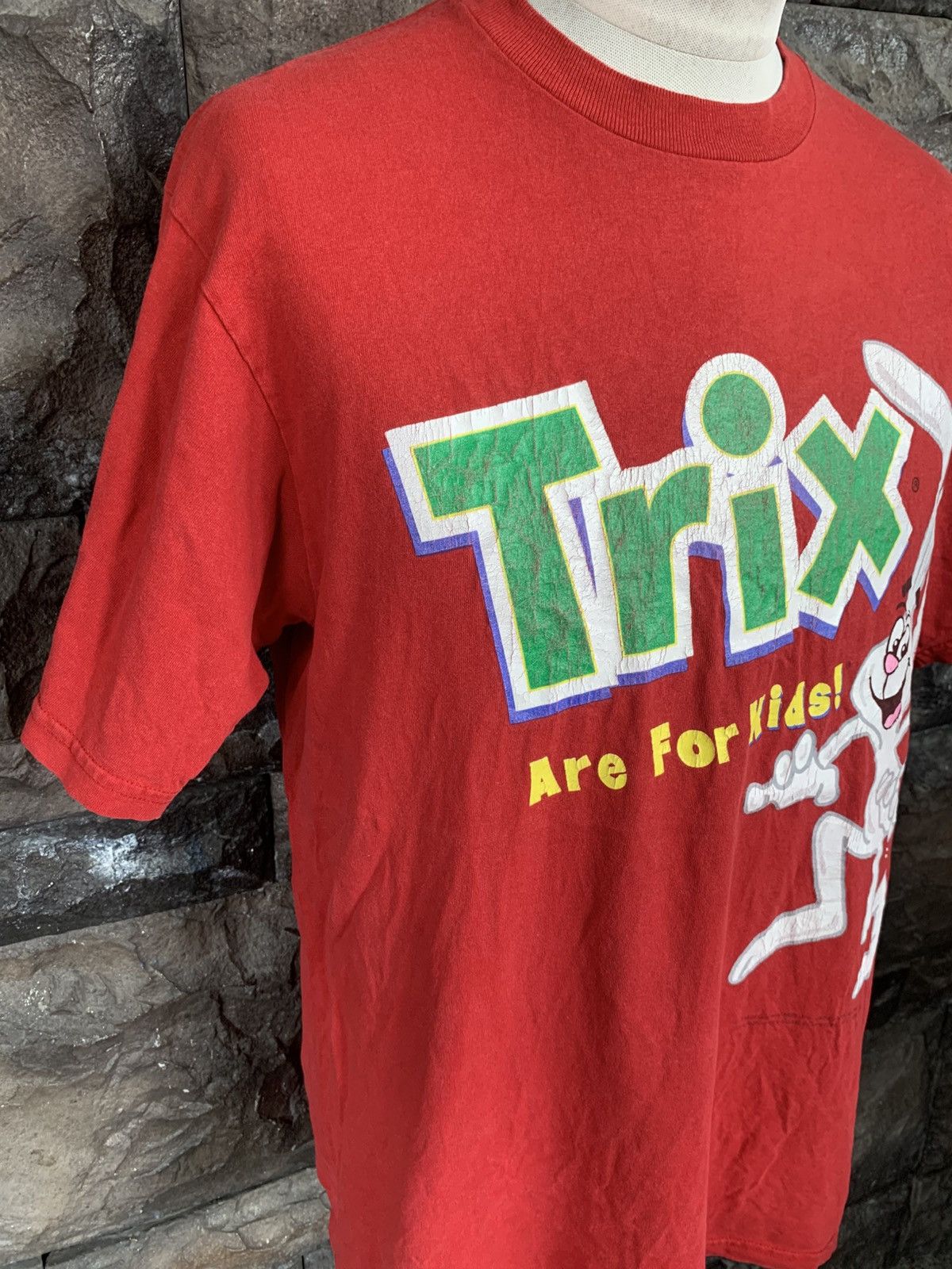 Vintage Vintage 90s Trix Rabbit Cereal Promo T Shirt Size US L / EU 52-54 / 3 - 5 Thumbnail