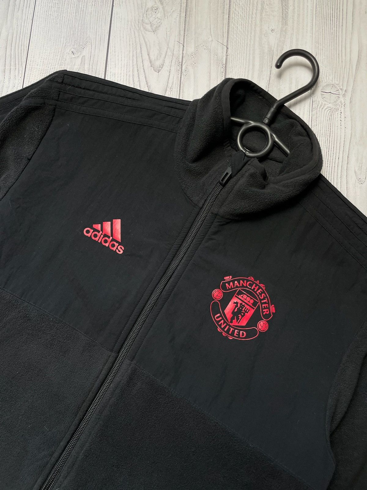 Vintage Vintage adidas Manchester United soccer fleece jacket zip S Size US S / EU 44-46 / 1 - 2 Thumbnail