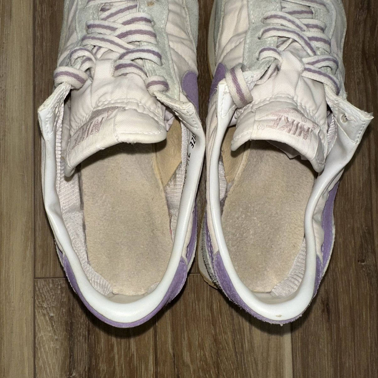 Nike Vintage 80s 1983 Nike Spirit Sneaker Shoes, White/Lilac, 7.5 Size US 7.5 / IT 37.5 - 9 Thumbnail