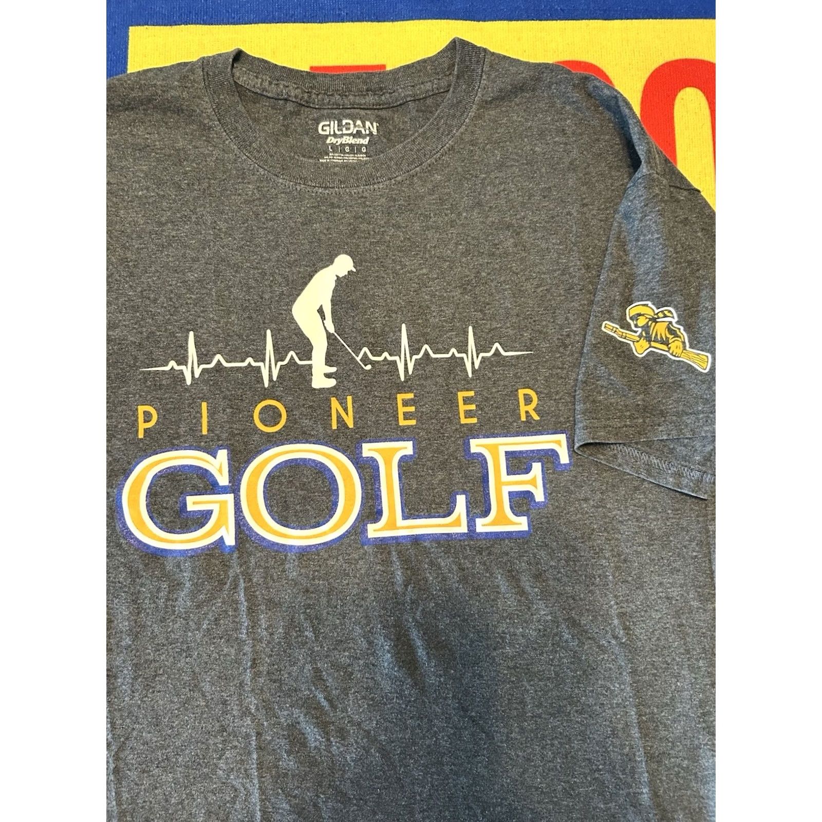 Gildan VINTAGE TRICO High School PIONEERS GOLF logo T Shirt Mens Large gray Nike? Size US L / EU 52-54 / 3 - 6 Thumbnail