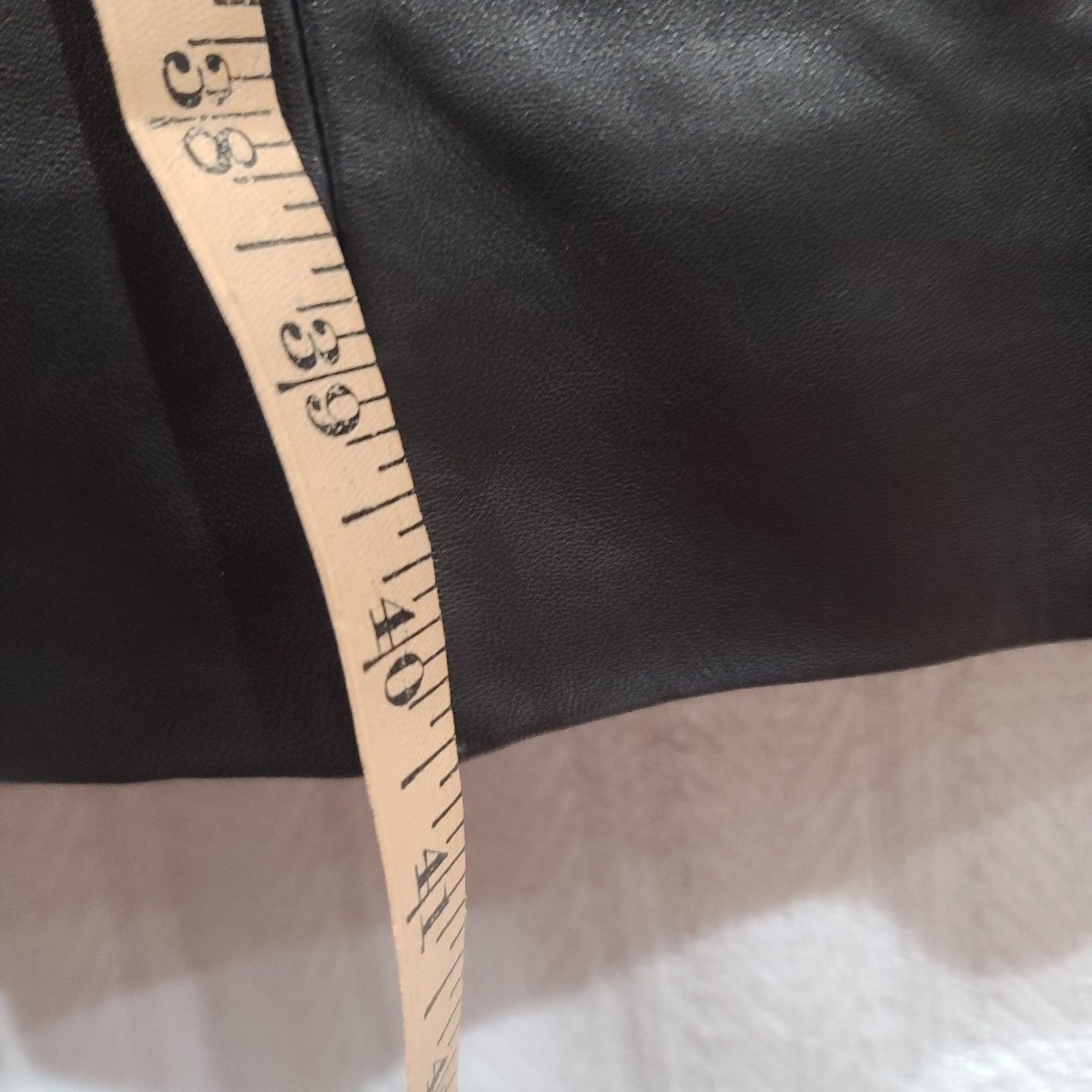 Brooks Brothers Brooks Brothers Vintage Women’s Black Leather Coat Size 8 Size M / US 6-8 / IT 42-44 - 7 Thumbnail