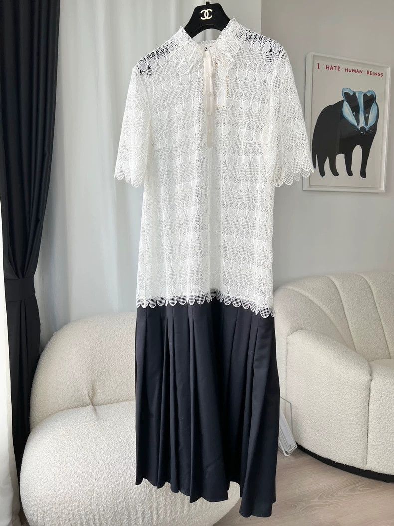 Thom Browne Thom Browne Lace sequined dress with perforated handle Size XS / US 0-2 / IT 36-38 - 1 Thumbnail
