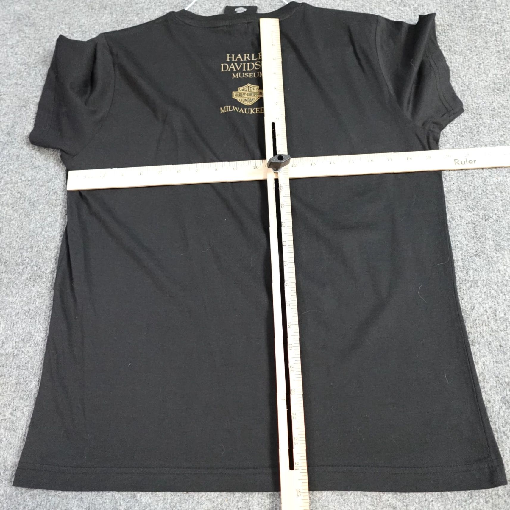Harley Davidson Harley Davidson Shirt Large Black Milwaukee Museum Motorcycles Shirt Women L Black Motorcycles Harley Davidson Shirt Size L / US 10 / IT 46 - 4 Thumbnail