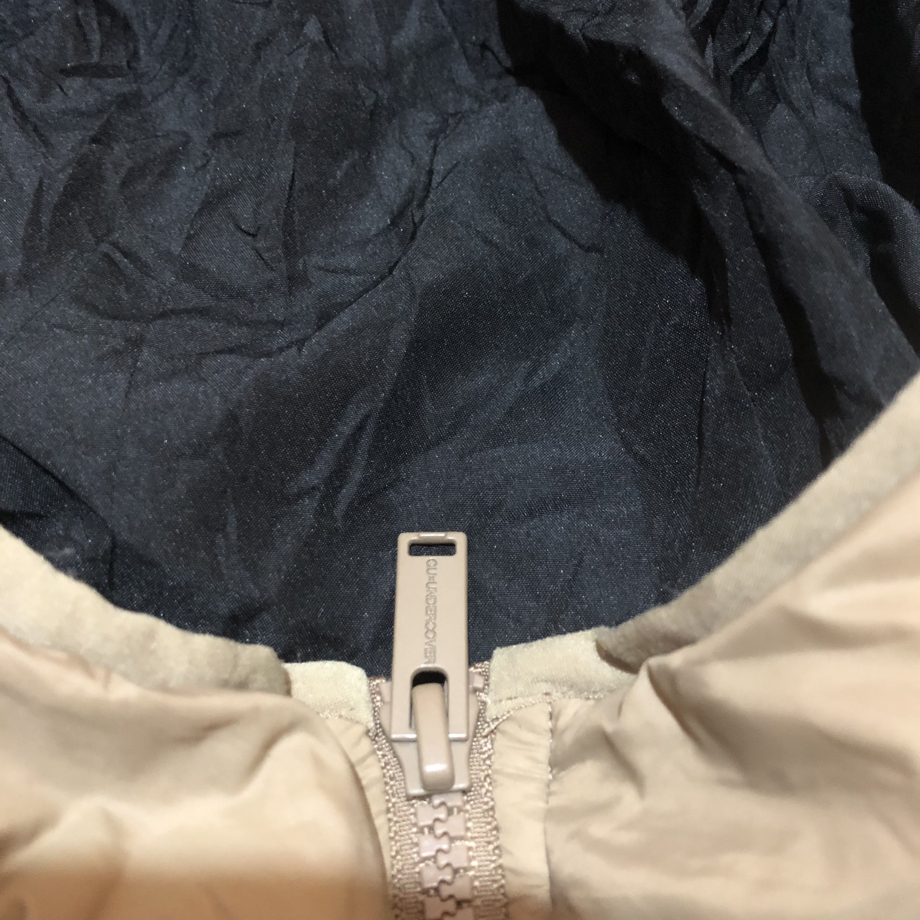 GU × Undercover Undercover GU Padded Puffer Jacket Beige Size US L / EU 52-54 / 3 - 5 Thumbnail
