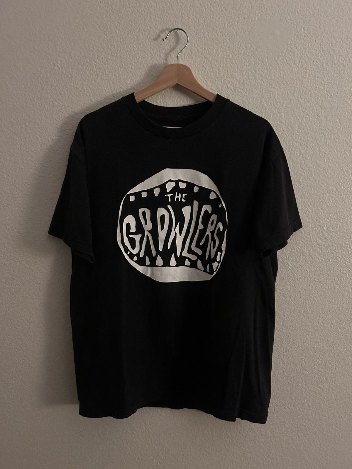 Vintage Vintage 2000s The Growlers Band Tee Size US L / EU 52-54 / 3 - 1 Thumbnail