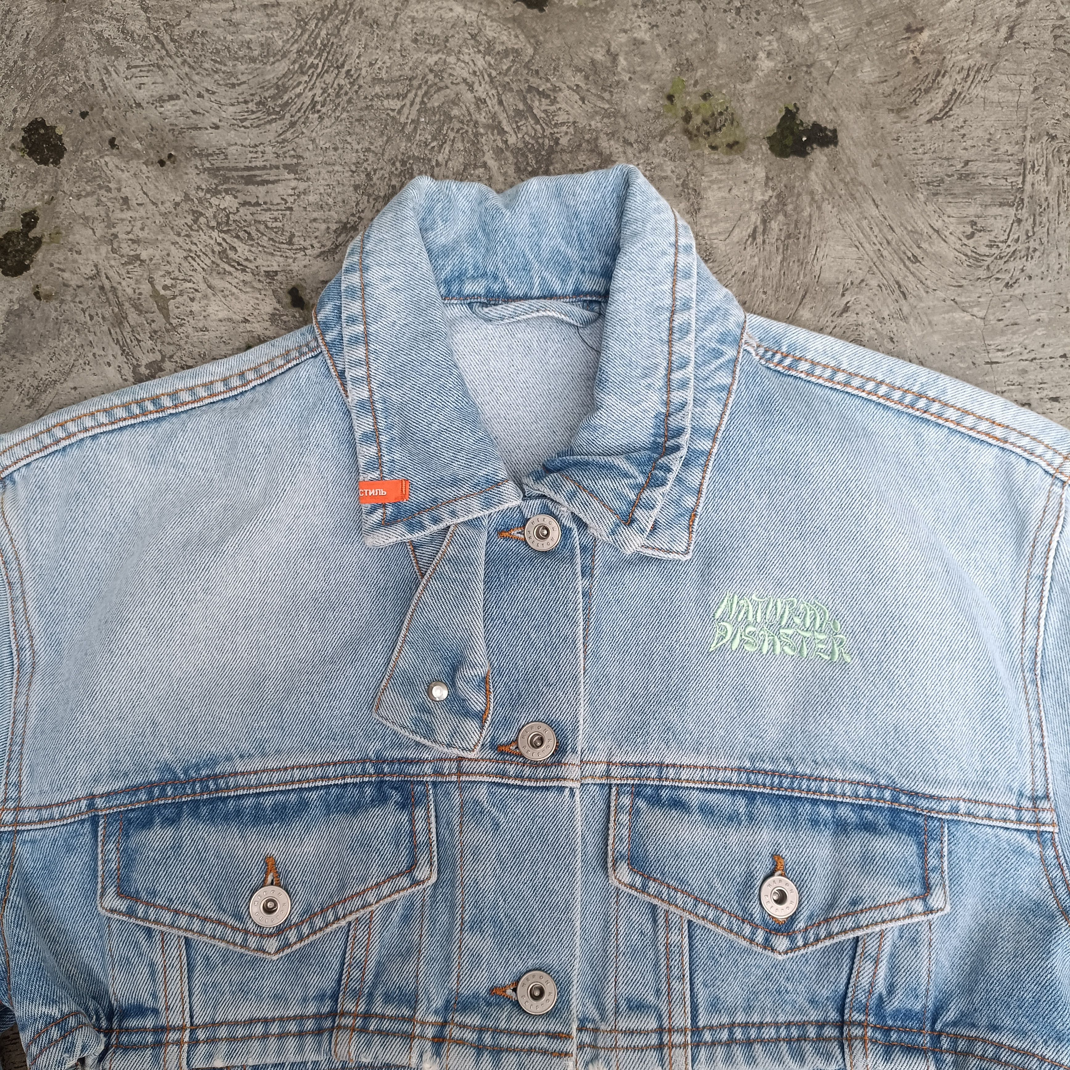 Heron Preston "Natural Disaster" Cropped Denim Jacket Size XS Size XS / US 0-2 / IT 36-38 - 2 Thumbnail