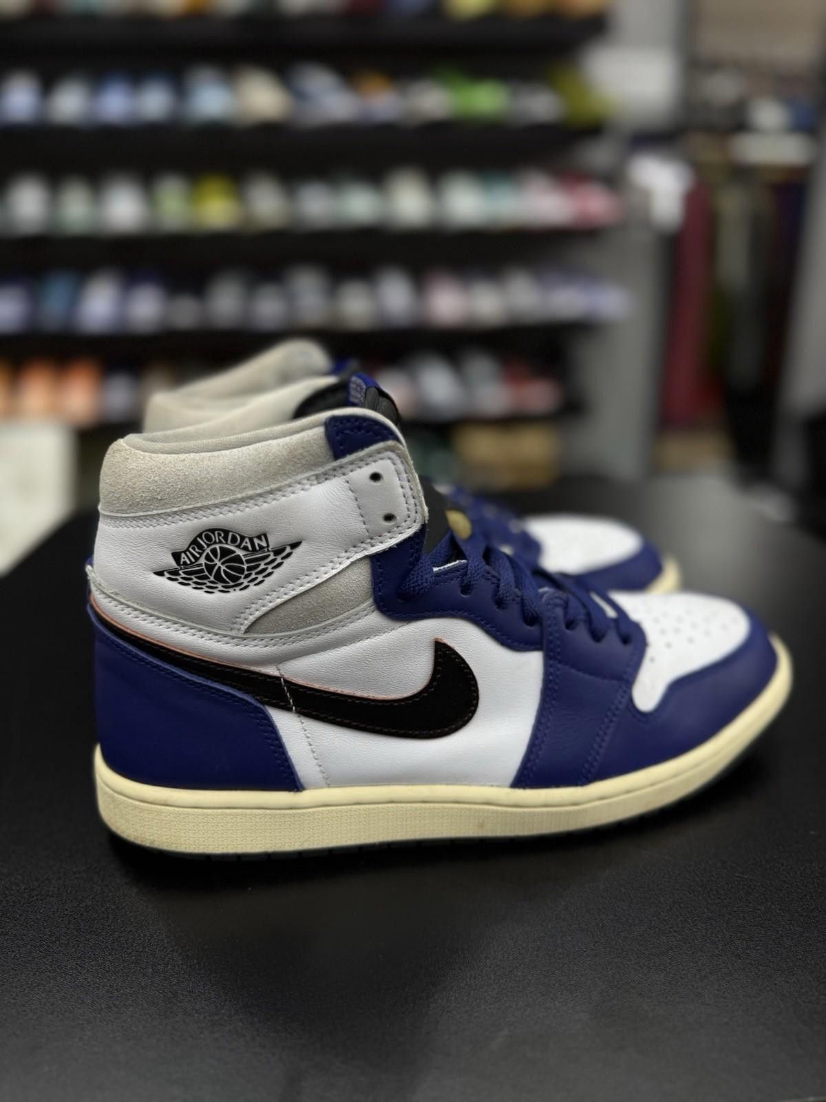 Jordan Brand Size 11 - Air Jordan 1 Retro OG High Rare Air - Deep Royal Size US 11 / EU 44 - 2 Thumbnail
