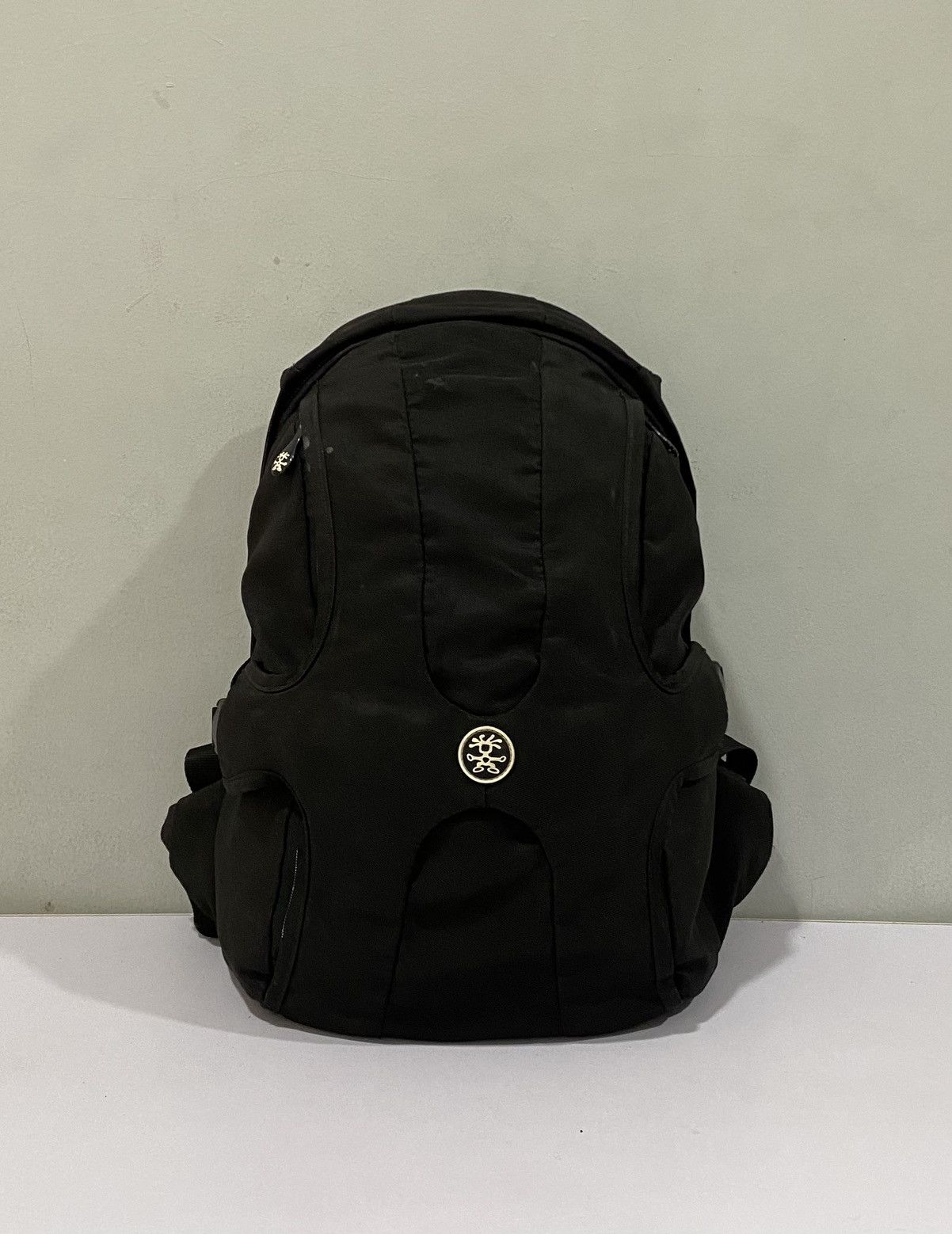 image of Crumpler The King Single in Black, Men's